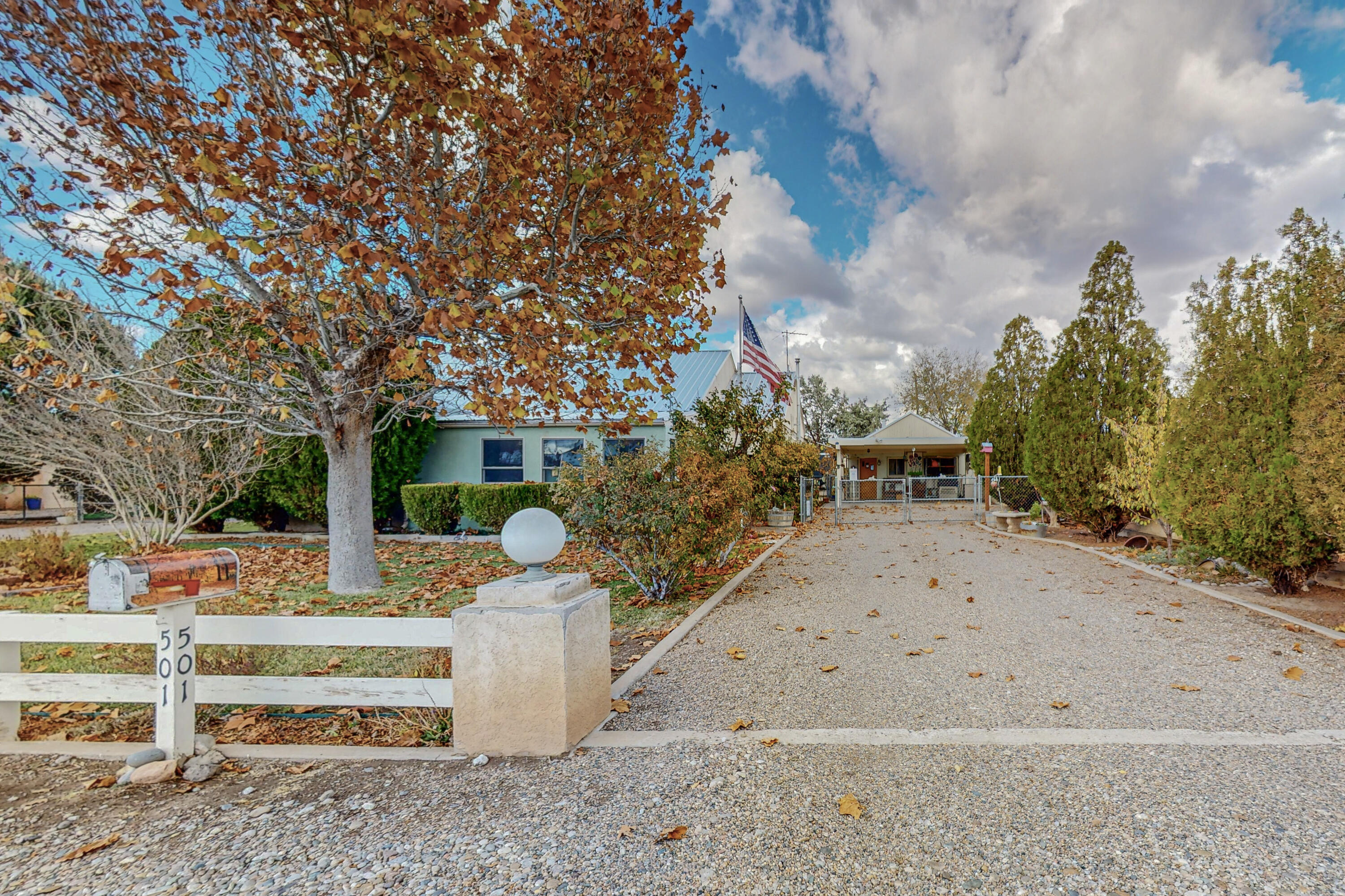 501 El Paraiso Road NW