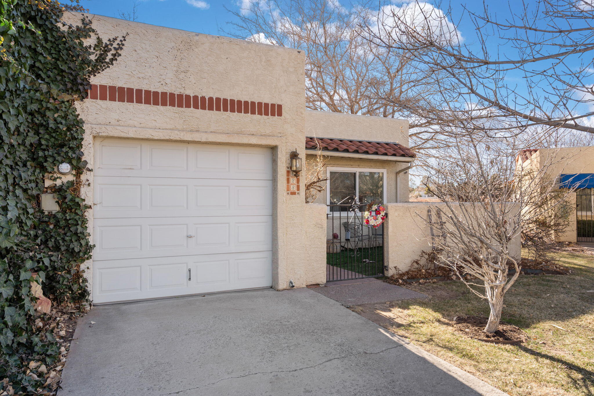 628 Eastlake Drive SE