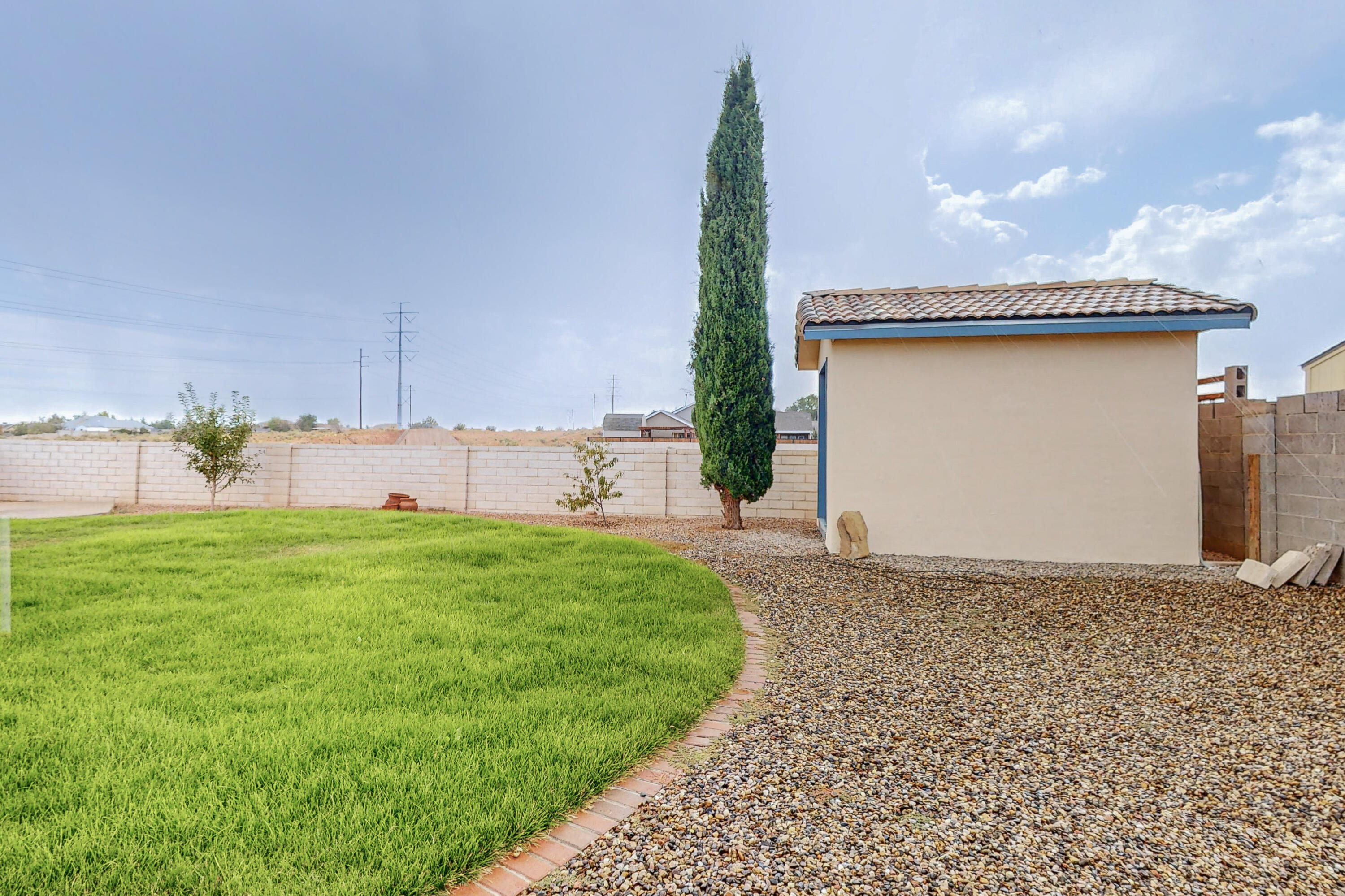 7108 Glen Hills Drive NE