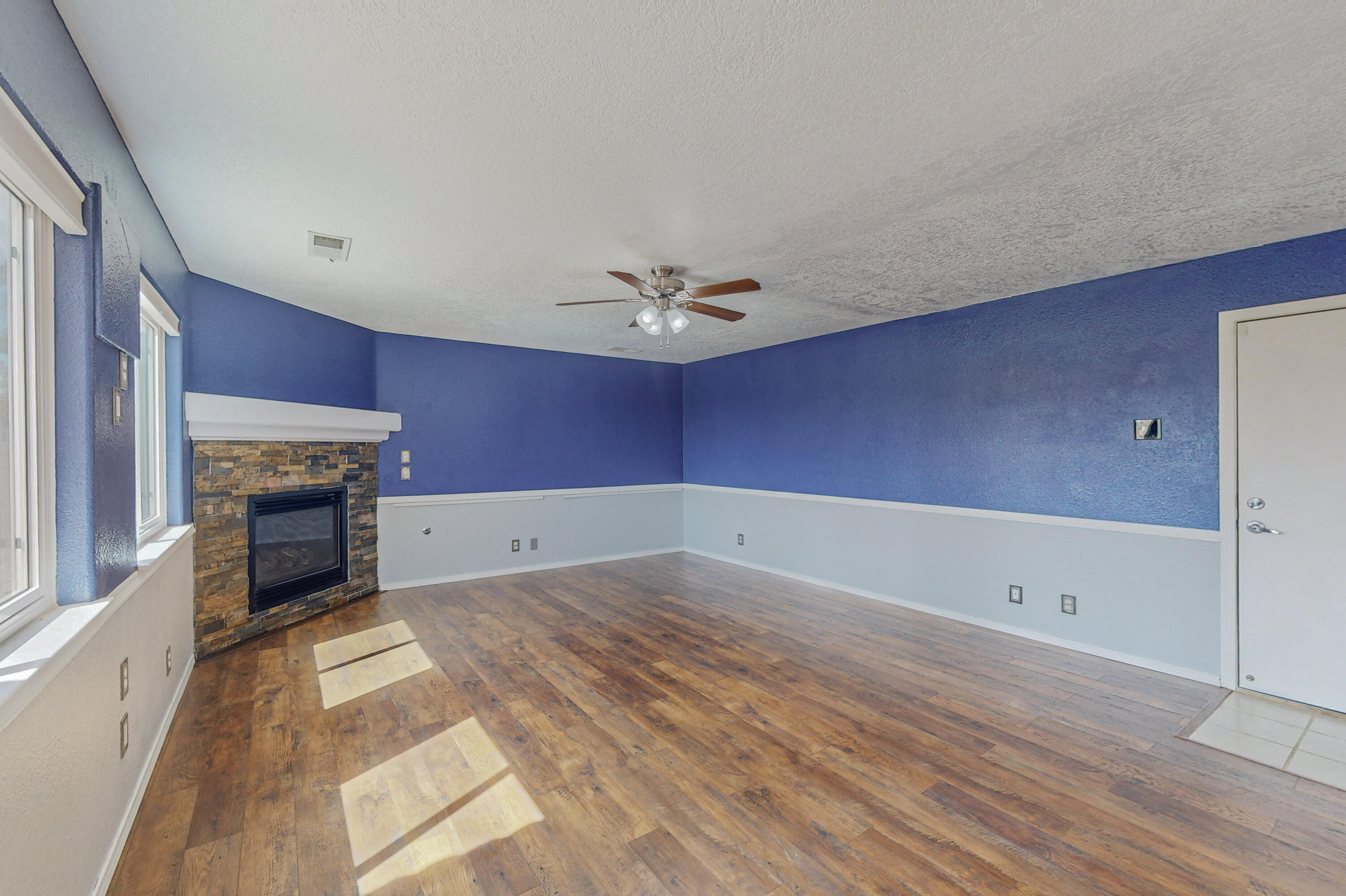 7108 Glen Hills Drive NE
