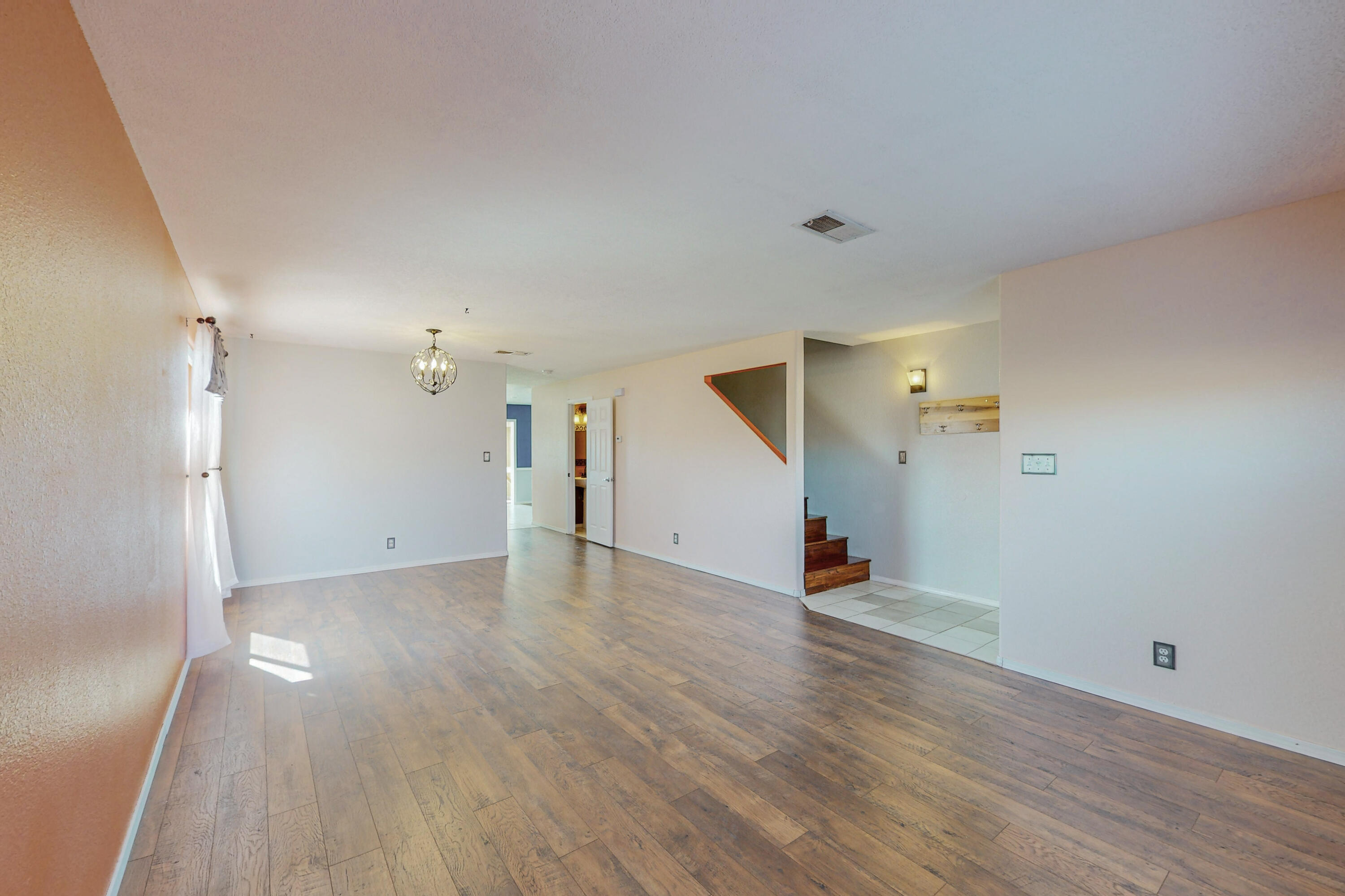 7108 Glen Hills Drive NE