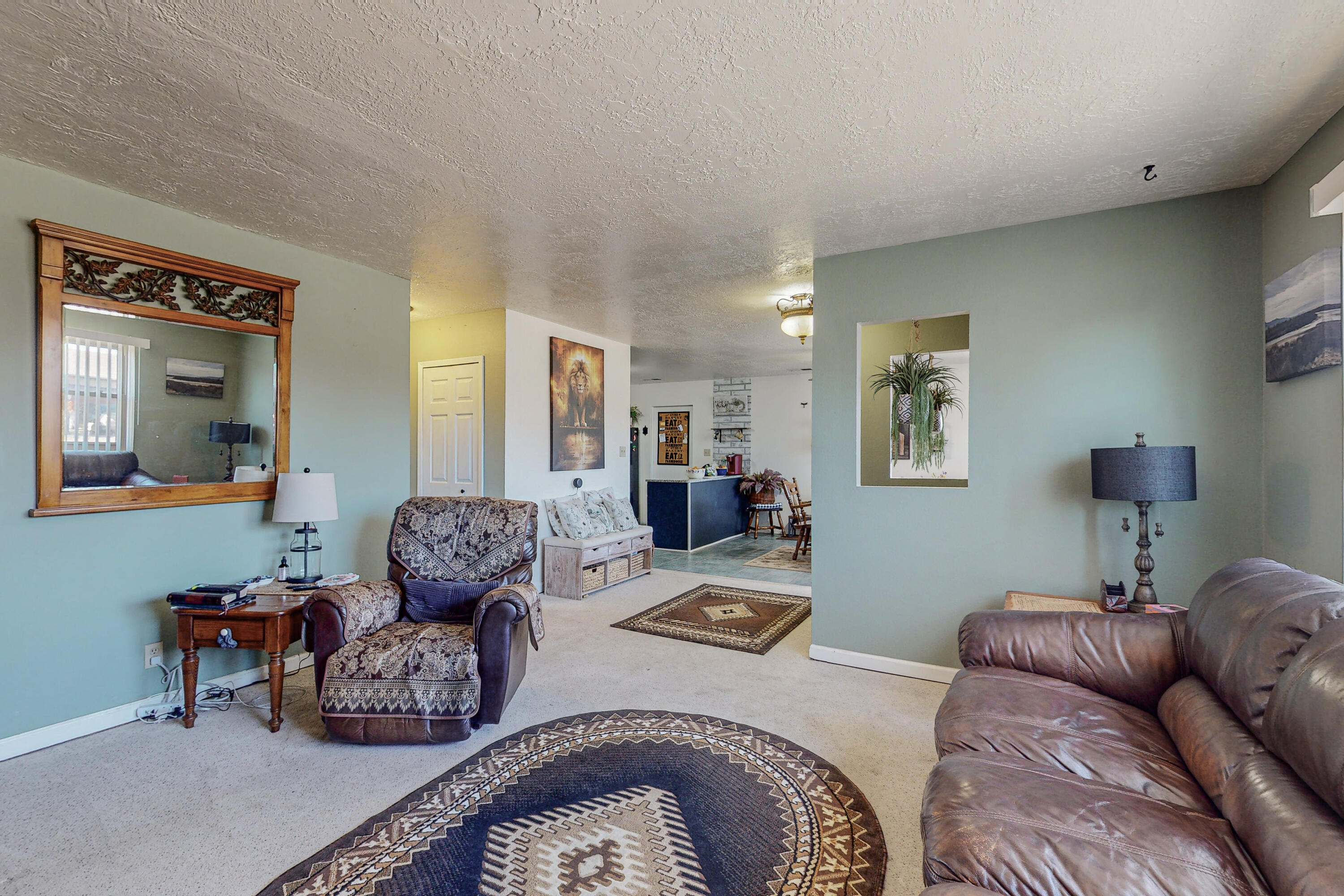715 Hydra Road SE