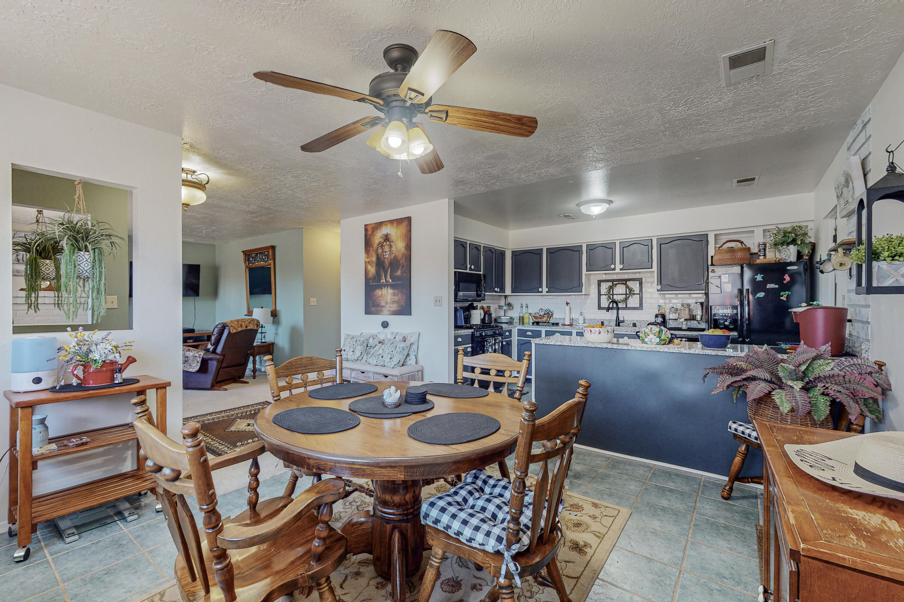 715 Hydra Road SE