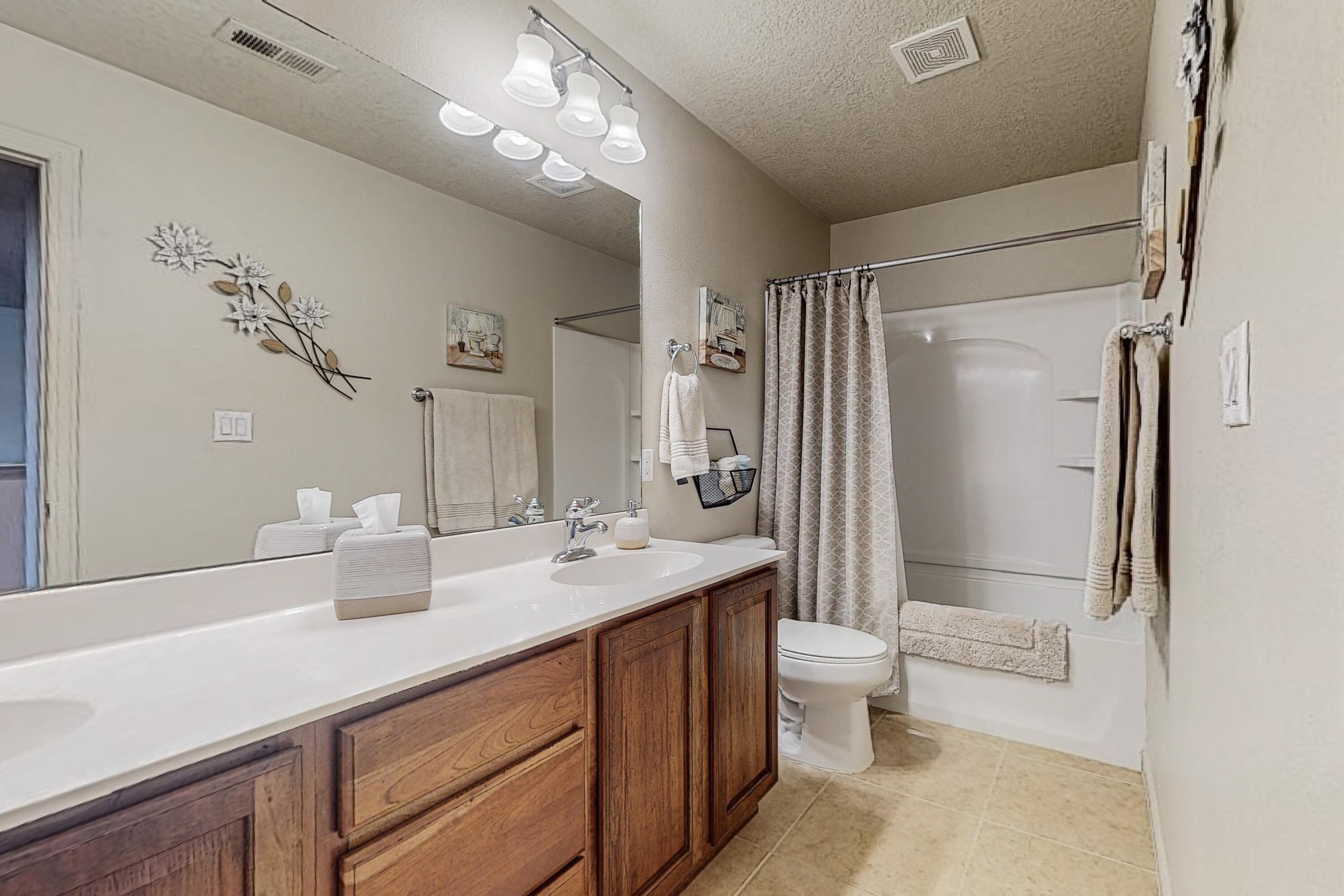 18 Monte Vista Drive NE Unit: 5