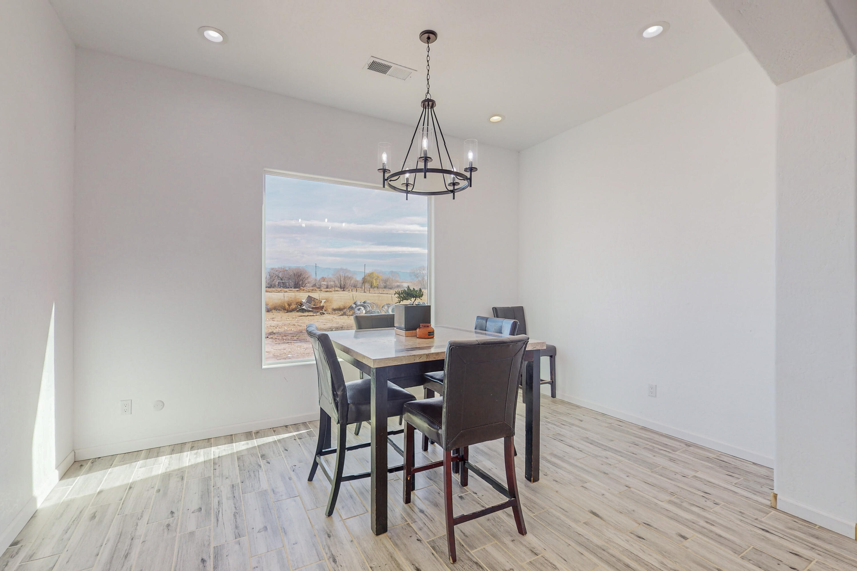14 Honeyfield Lane