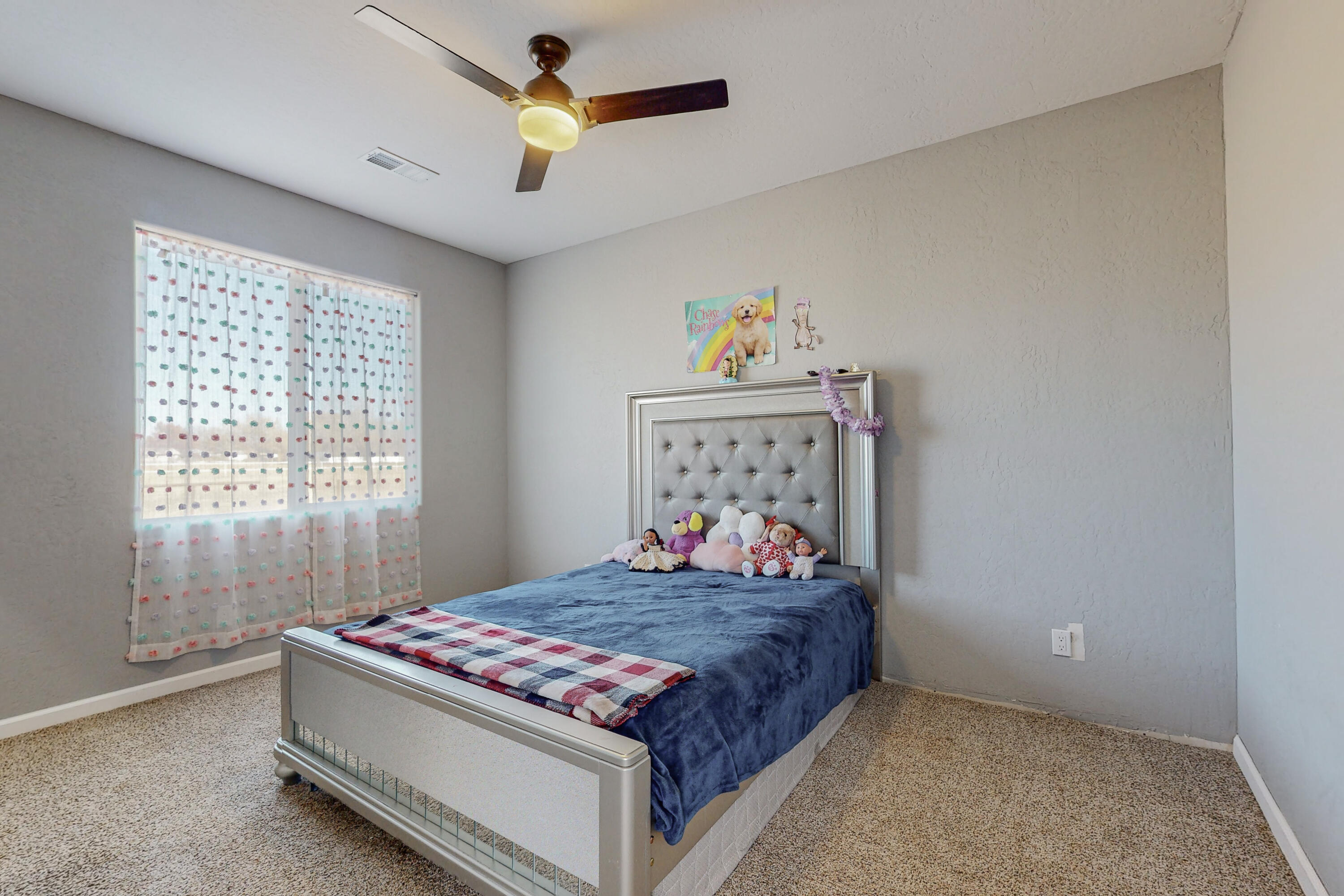 14 Honeyfield Lane
