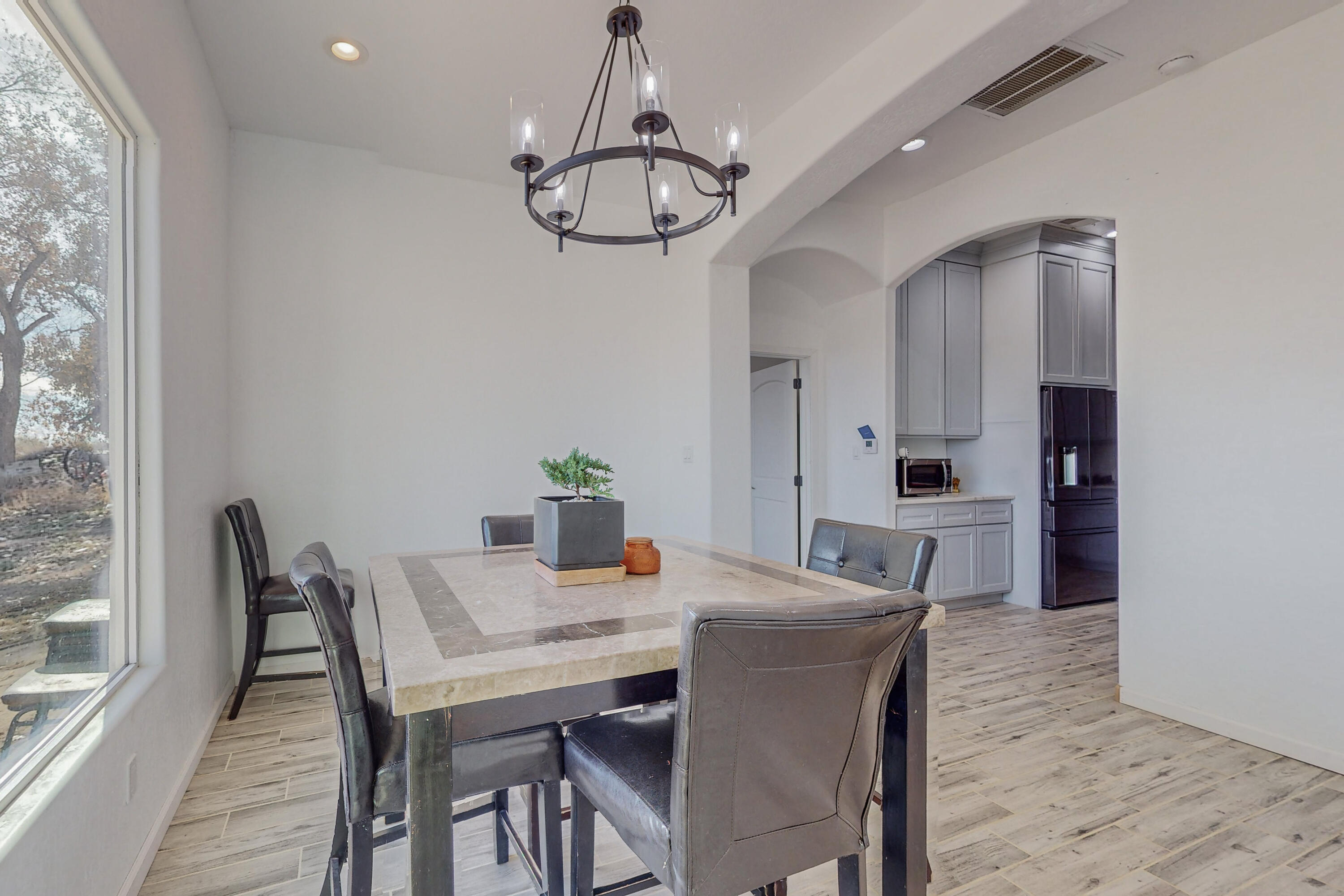 14 Honeyfield Lane