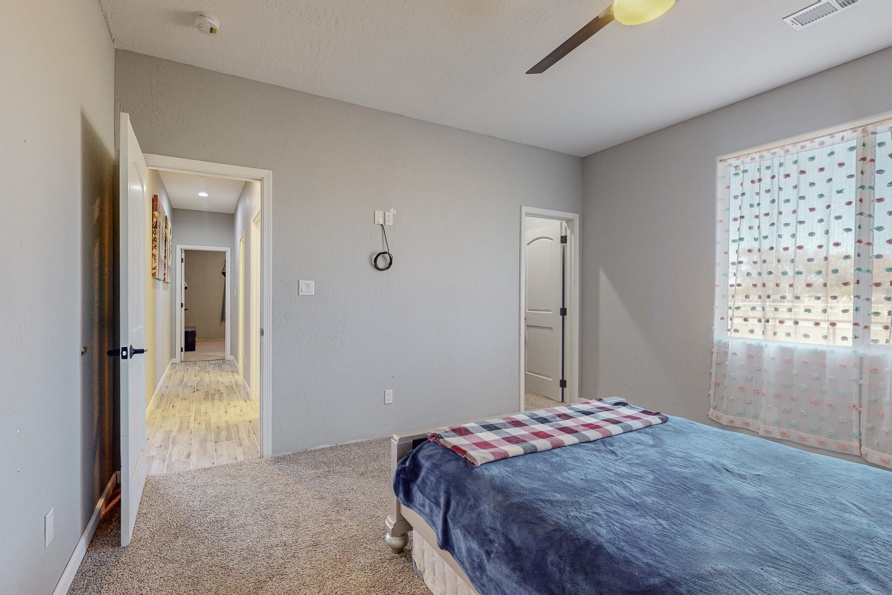 14 Honeyfield Lane