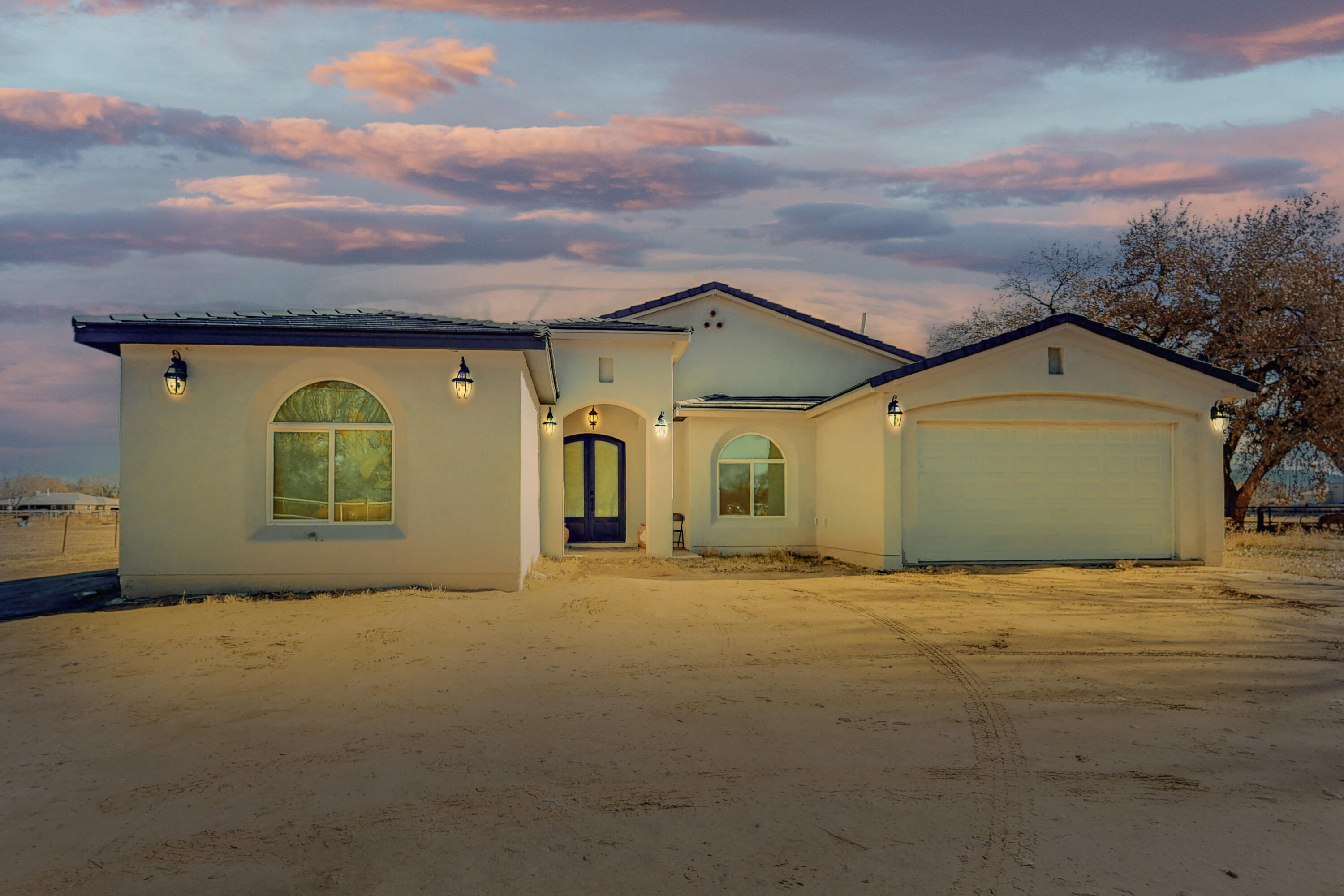 14 Honeyfield Lane