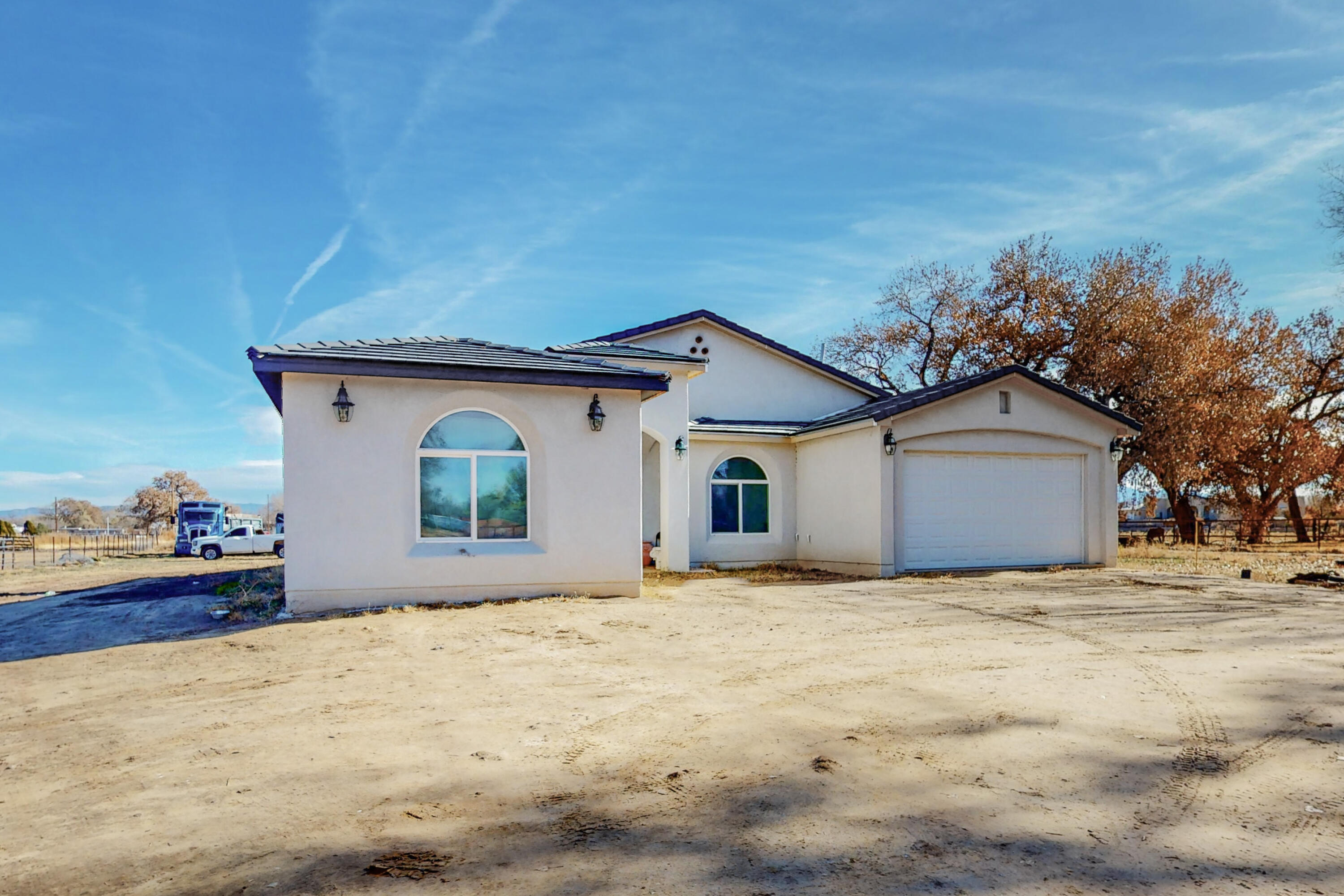 14 Honeyfield Lane