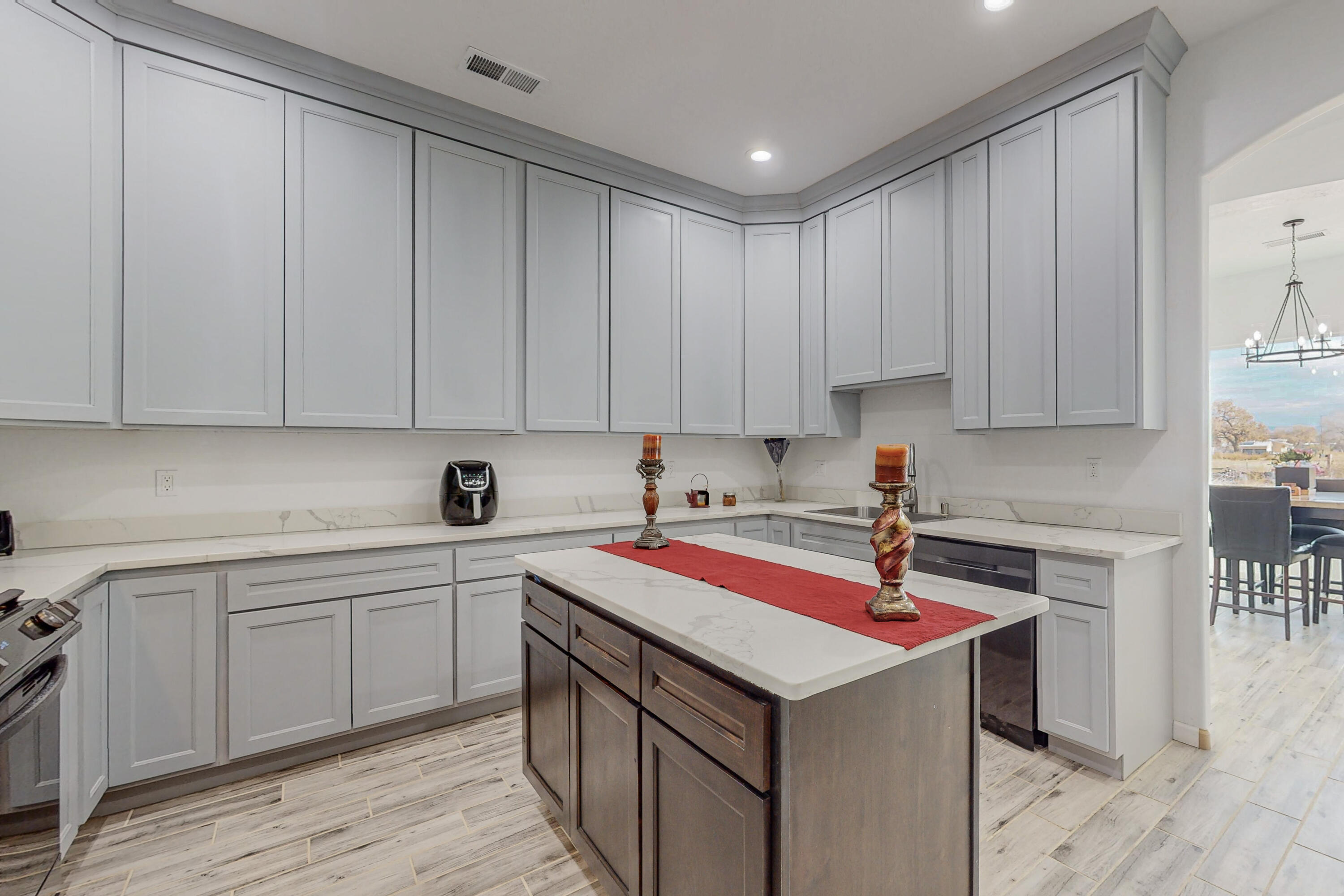 14 Honeyfield Lane