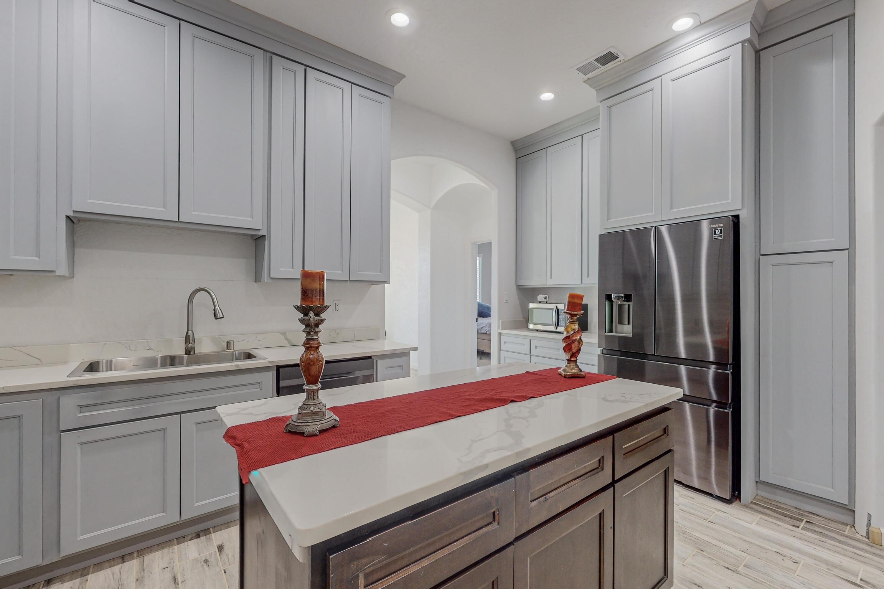14 Honeyfield Lane