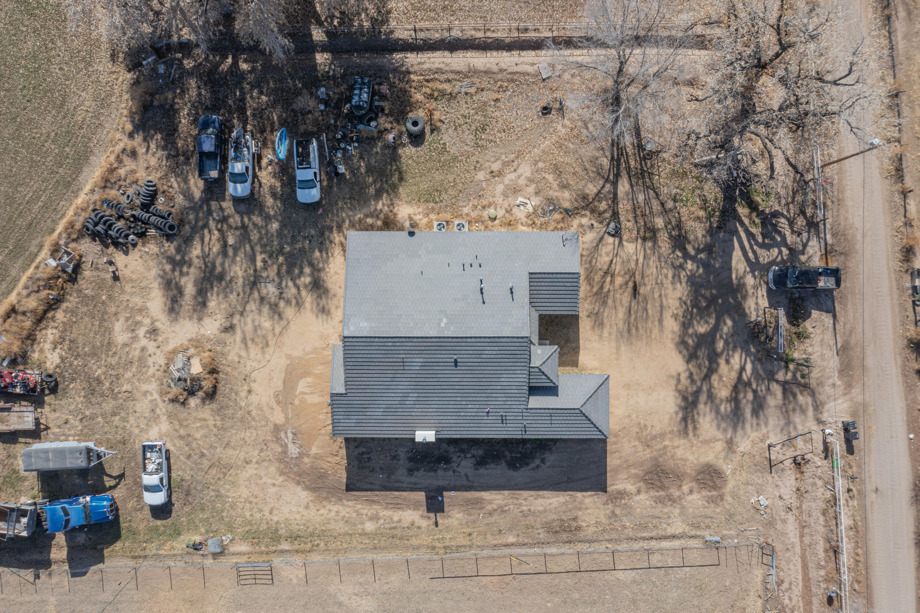 14 Honeyfield Lane