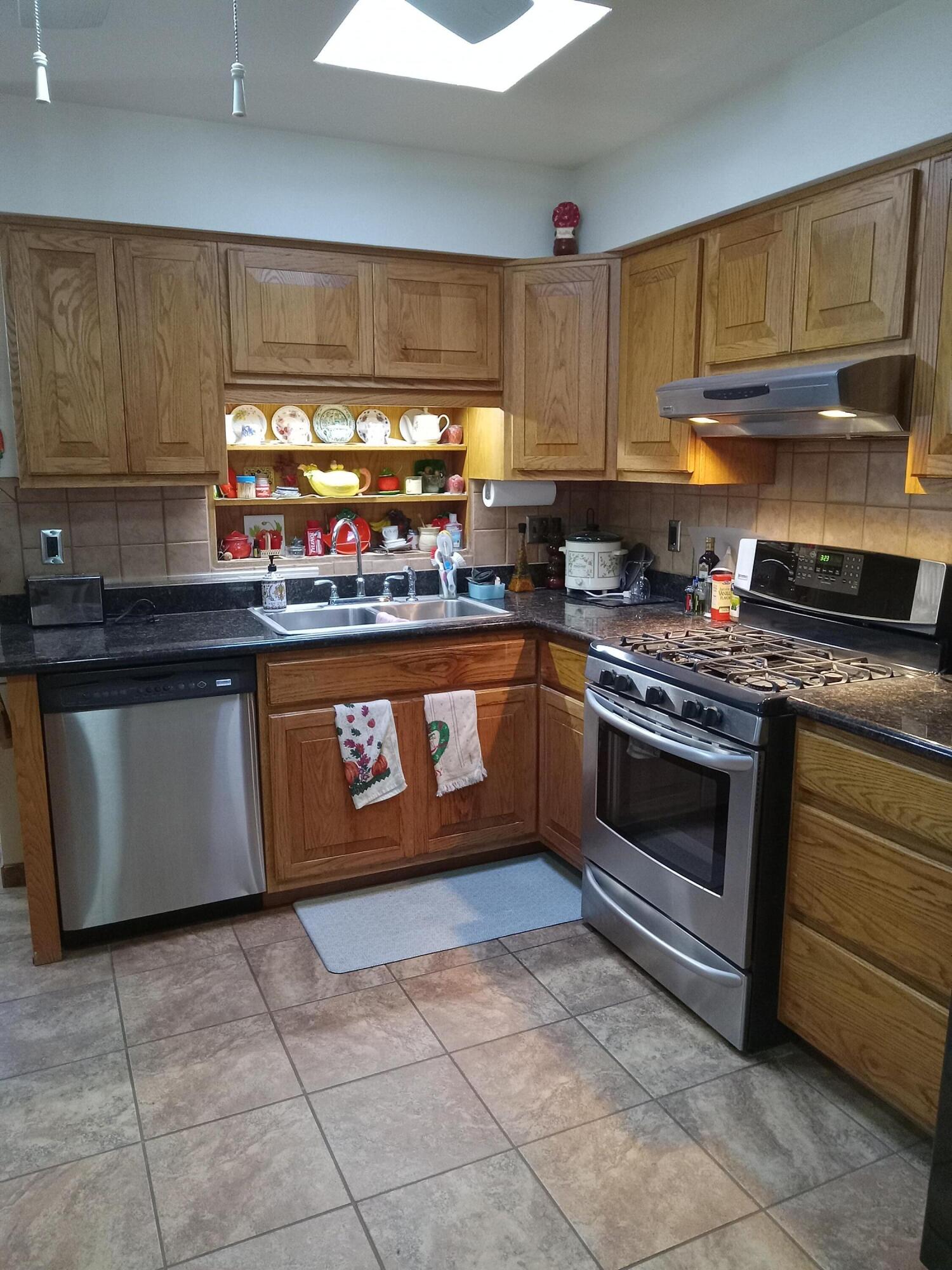 544 Dorado Place SE