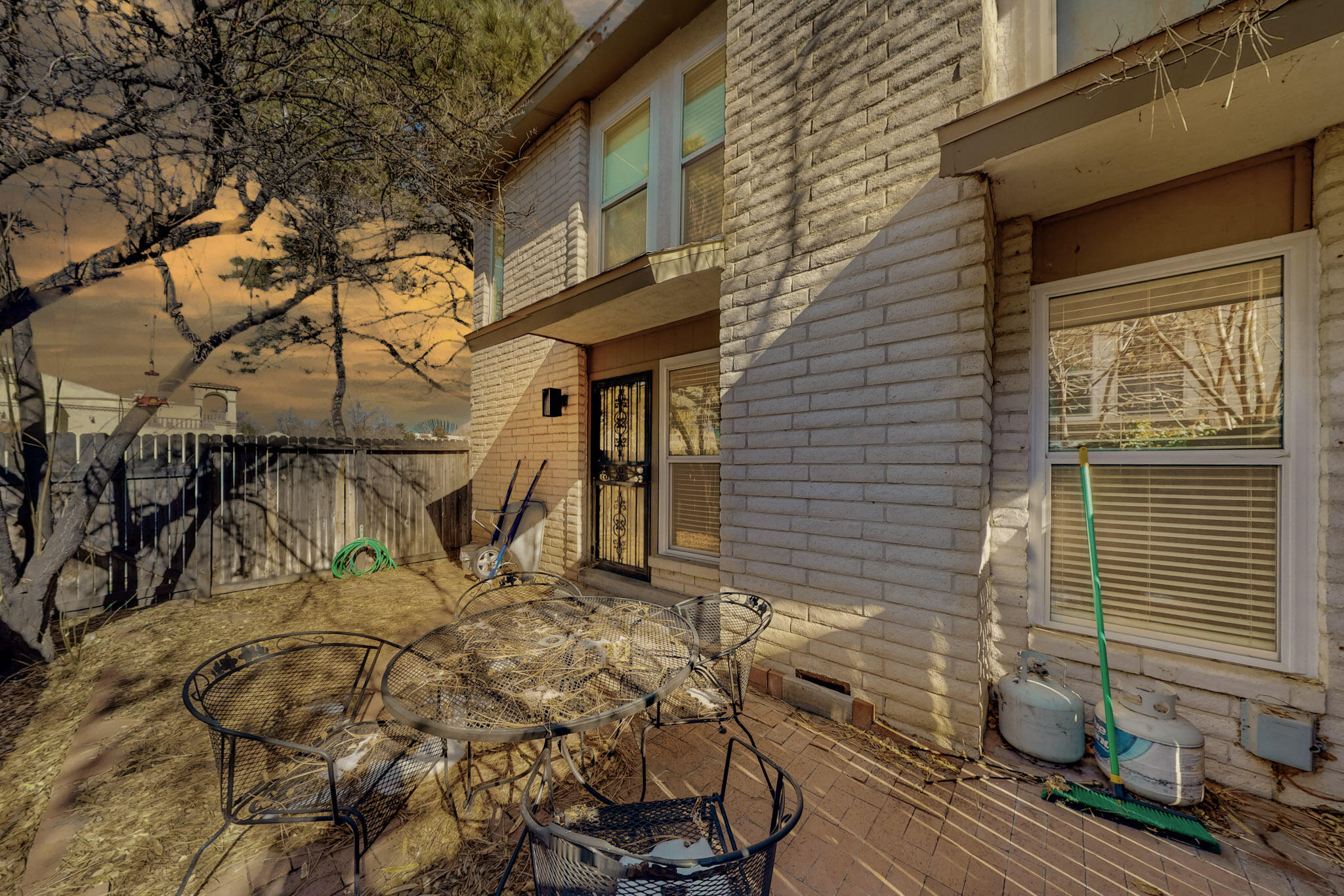 10536 Montgomery Boulevard NE