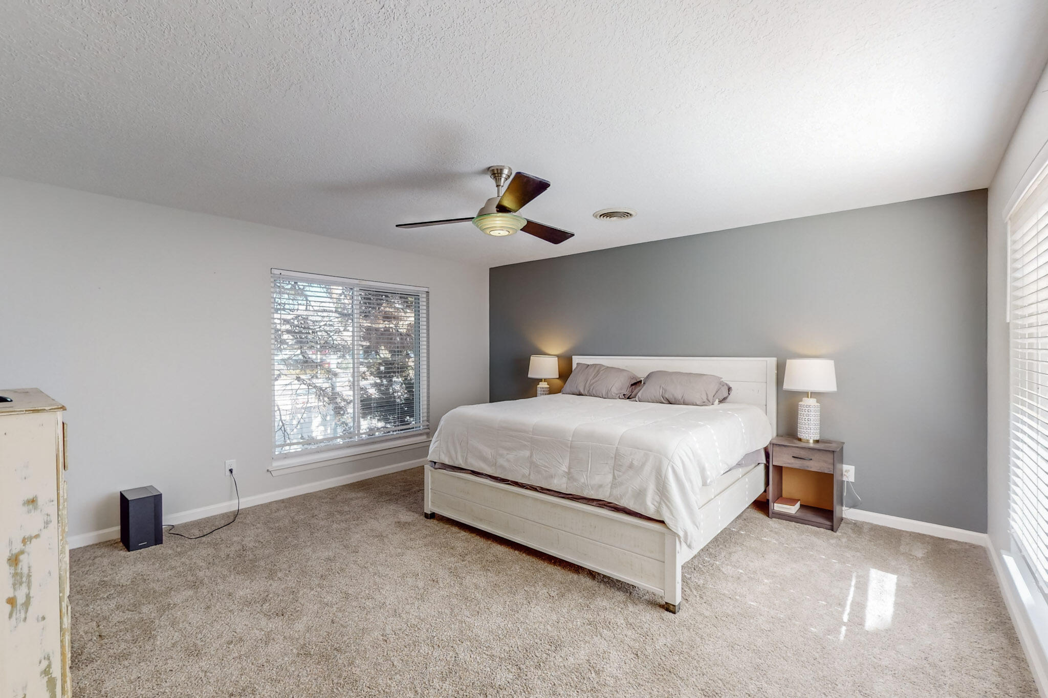 10536 Montgomery Boulevard NE