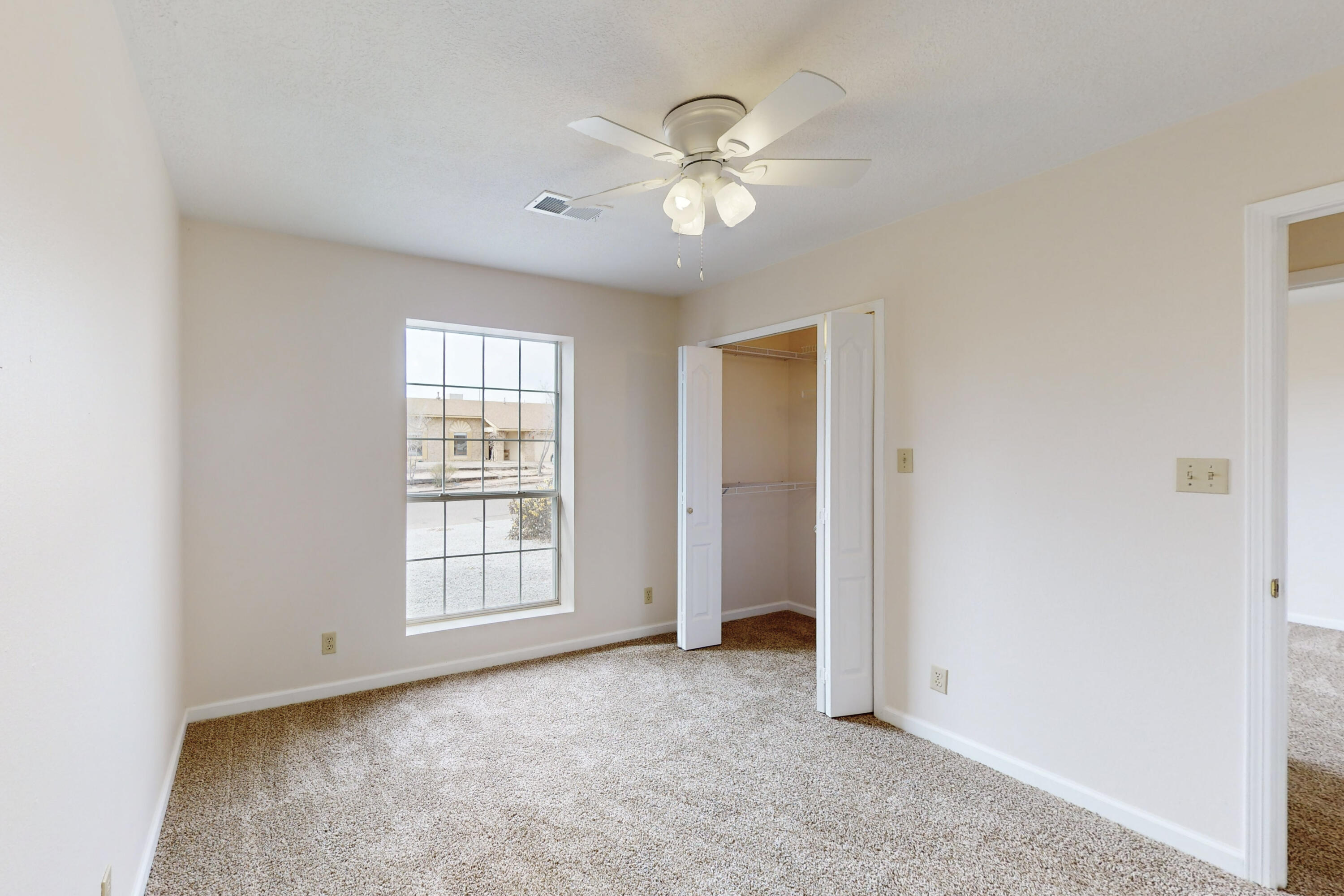 1820 Clearwater Loop NE