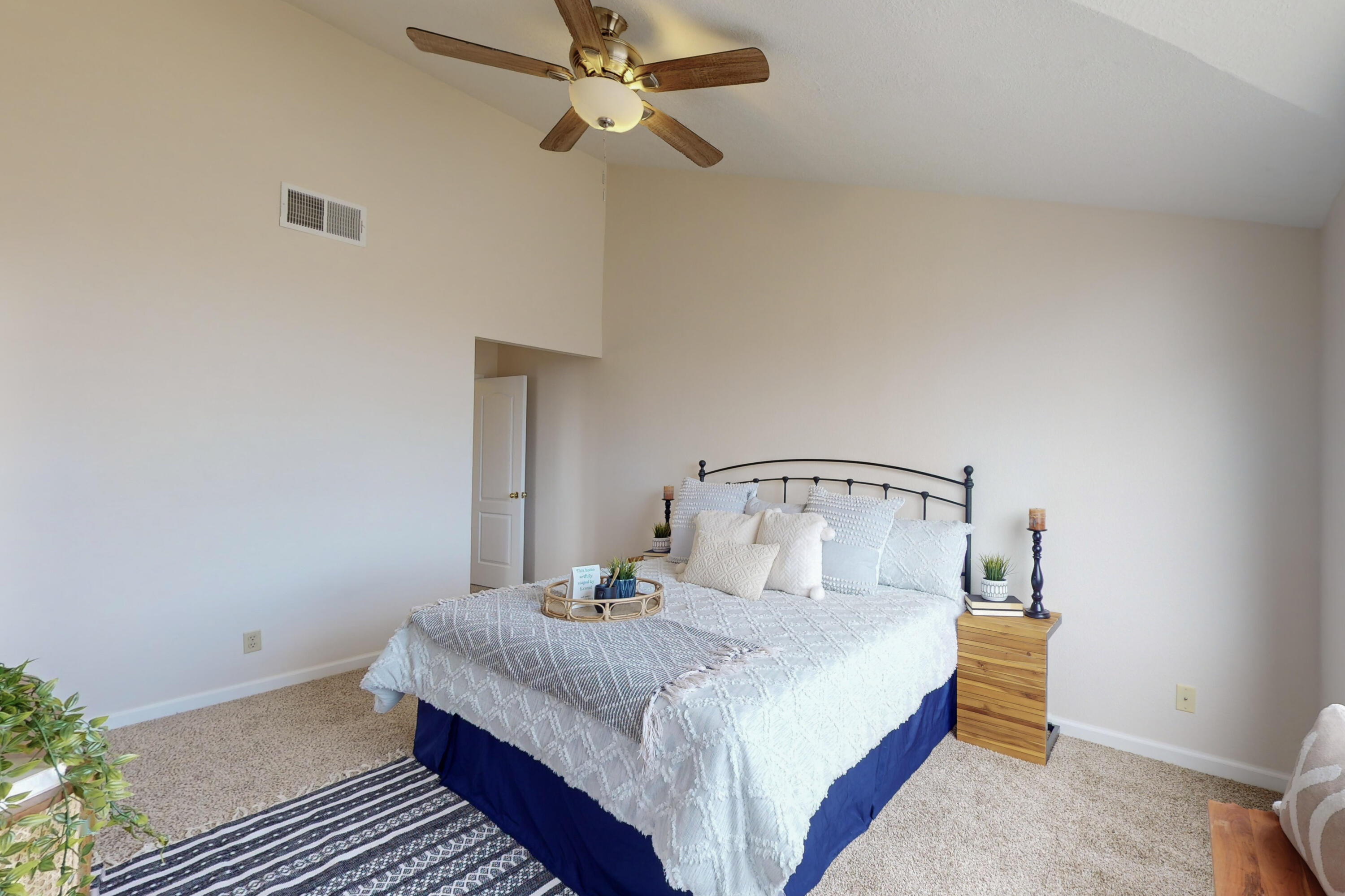 1820 Clearwater Loop NE