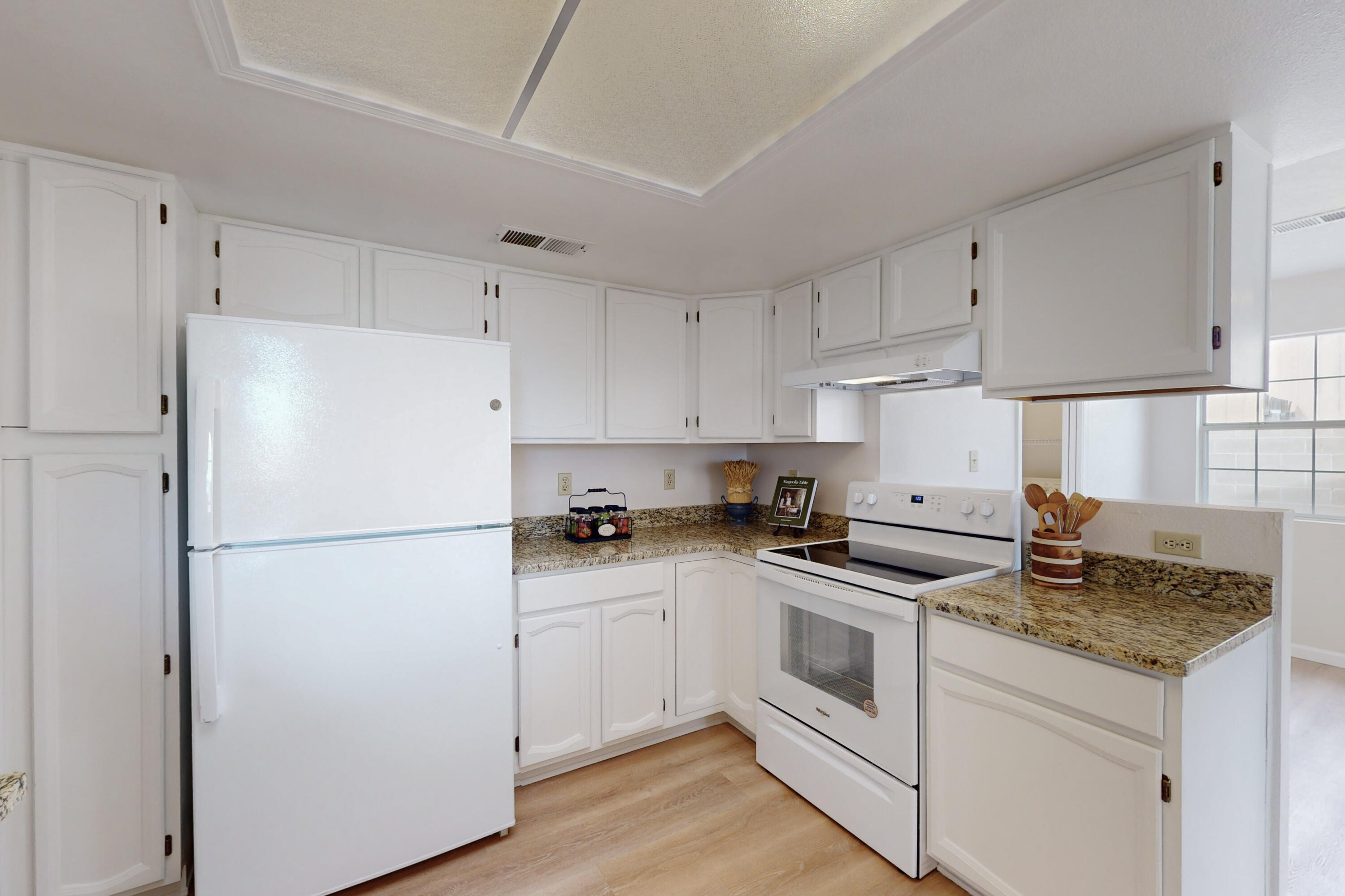 1820 Clearwater Loop NE
