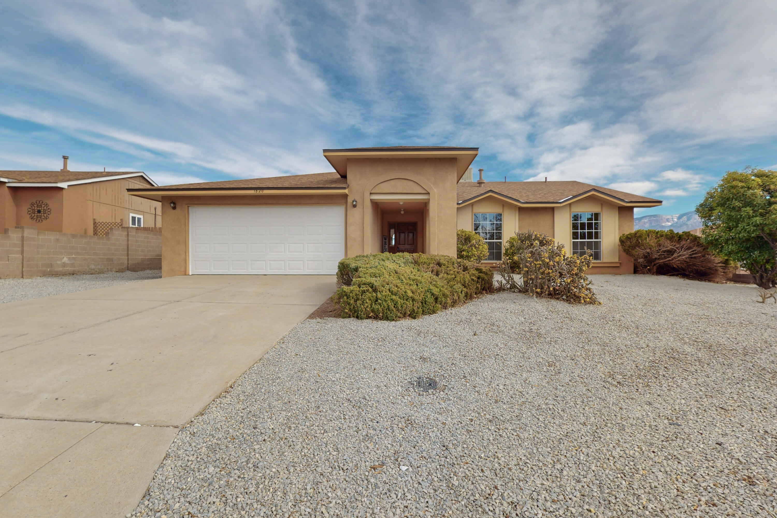 1820 Clearwater Loop NE