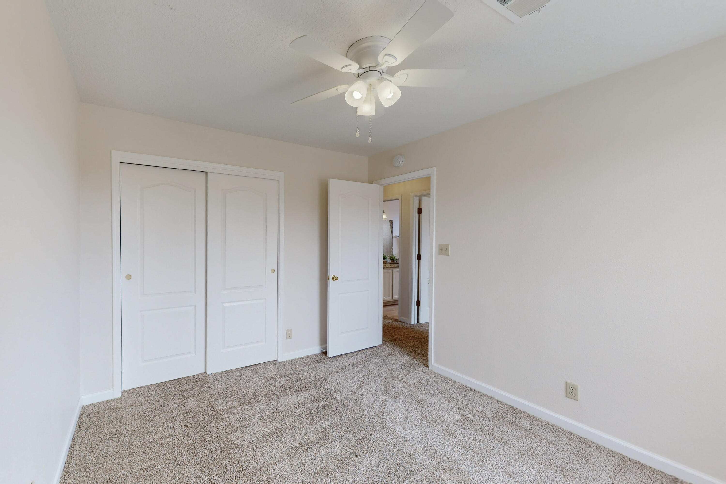 1820 Clearwater Loop NE