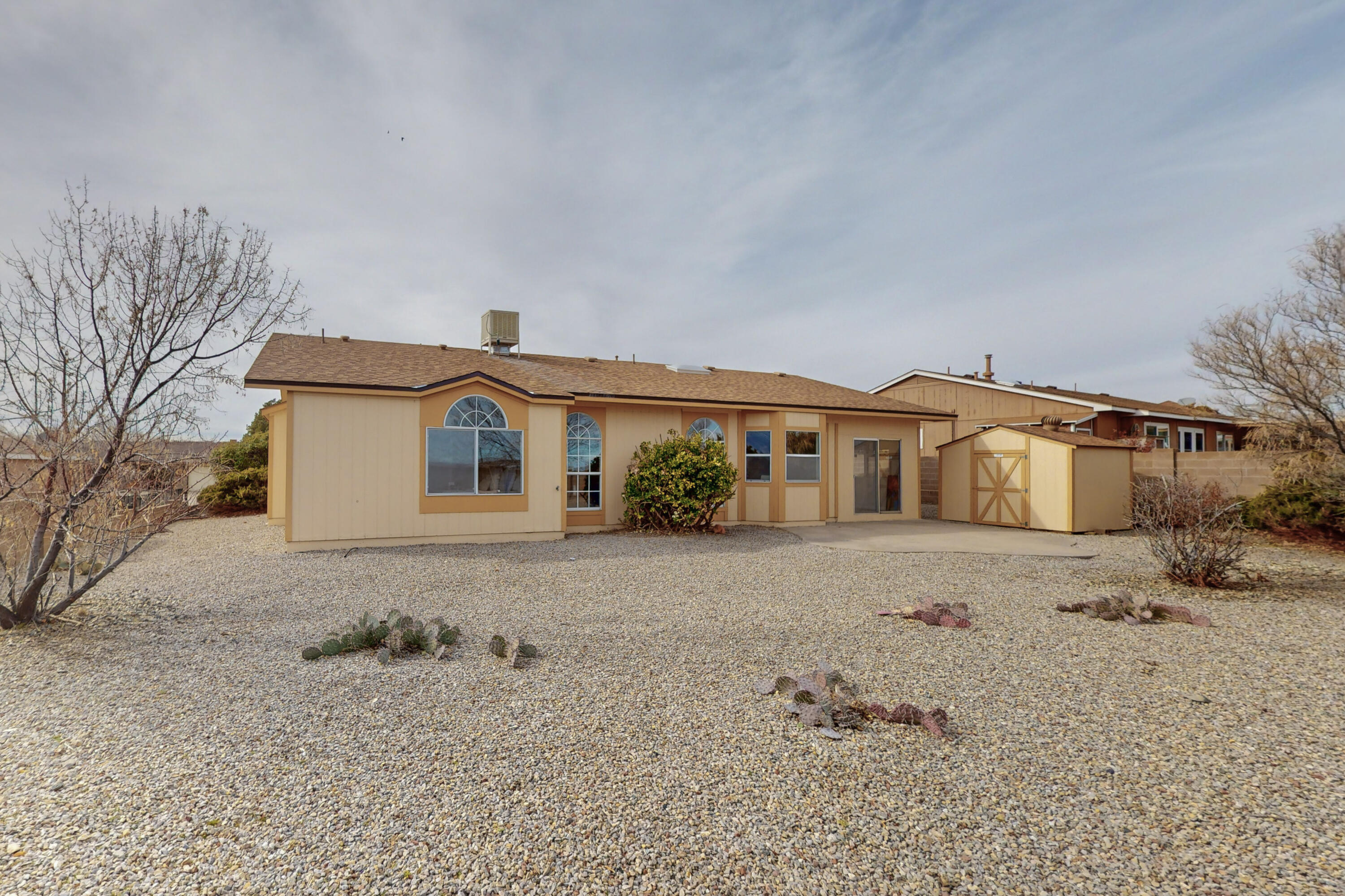 1820 Clearwater Loop NE