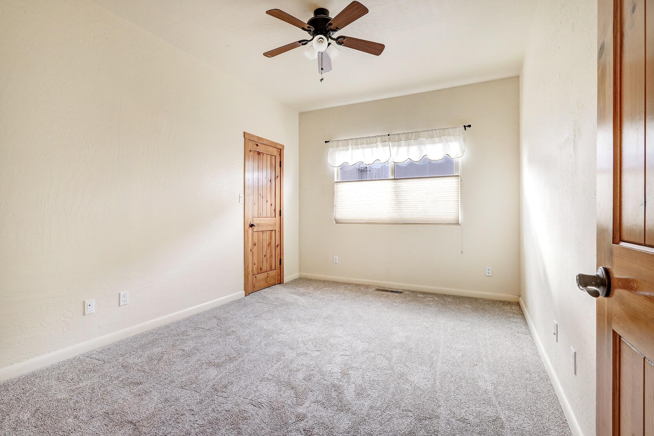 8109 Via Encantada NE