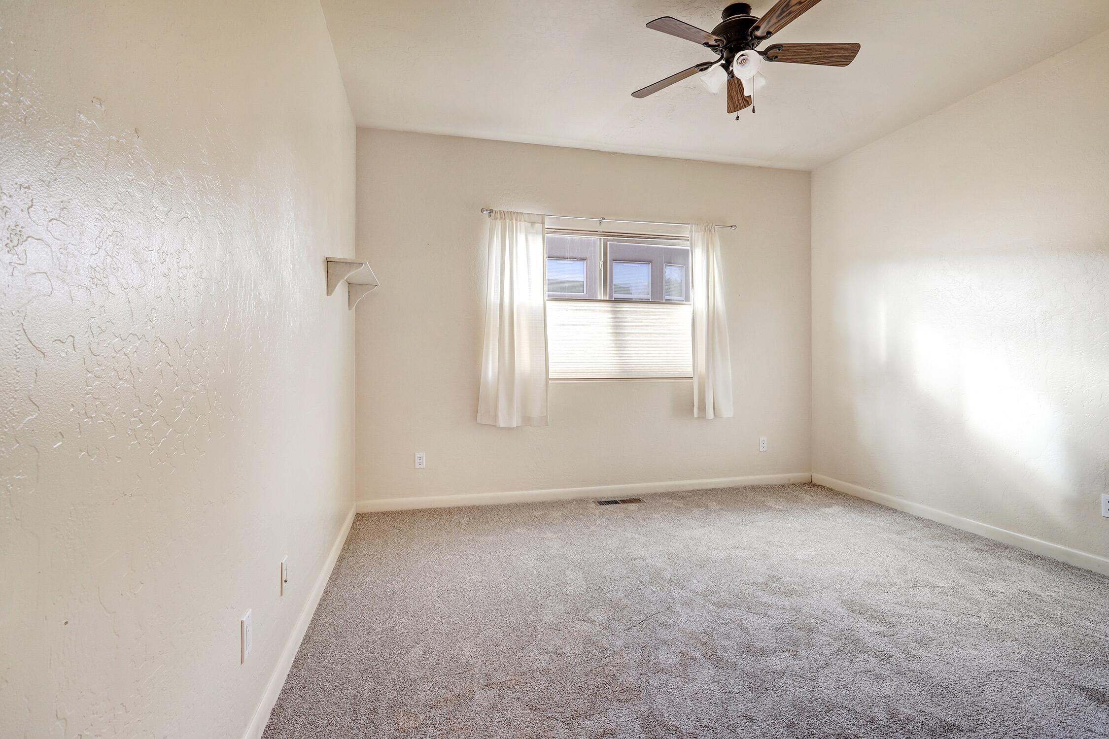 8109 Via Encantada NE