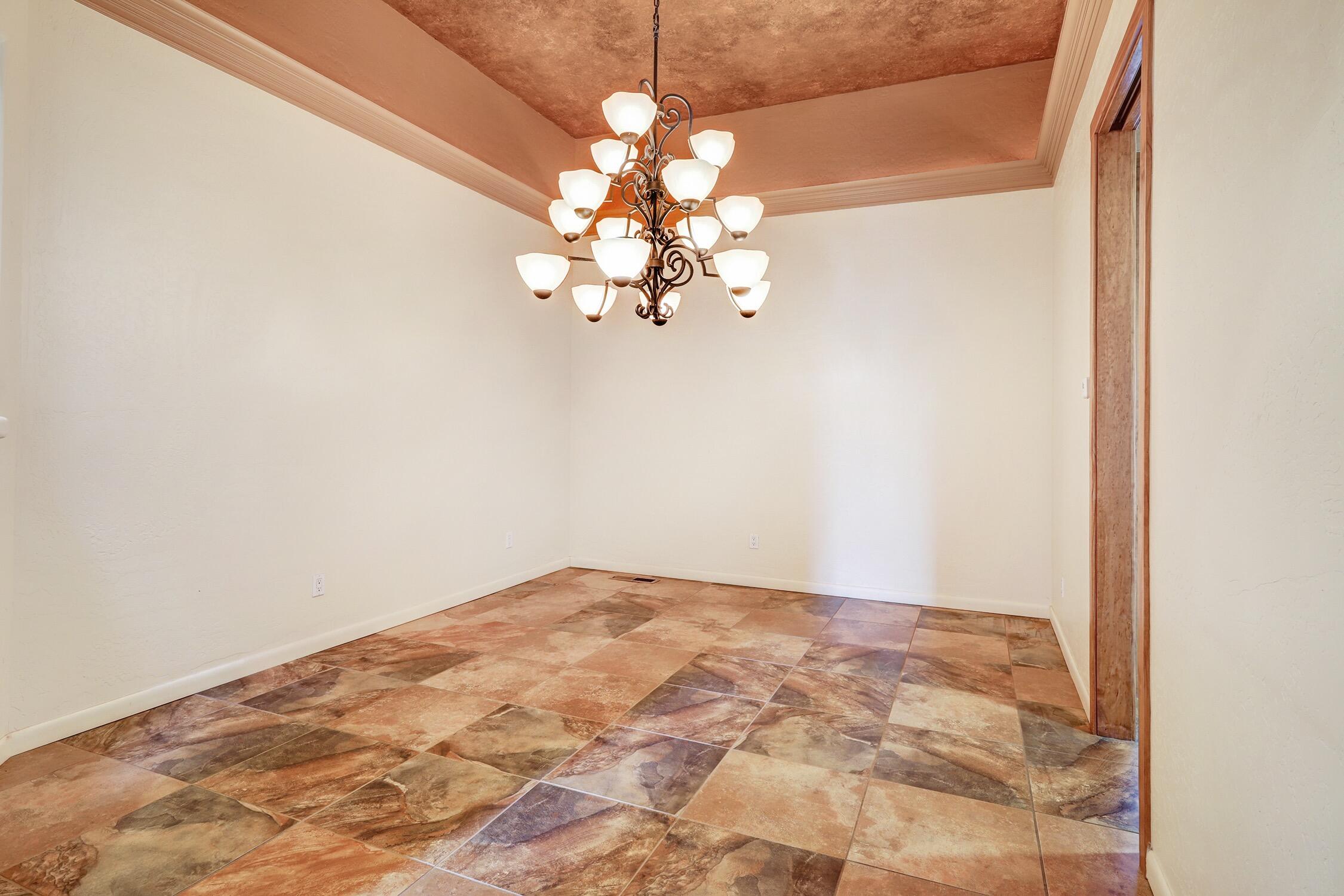 8109 Via Encantada NE