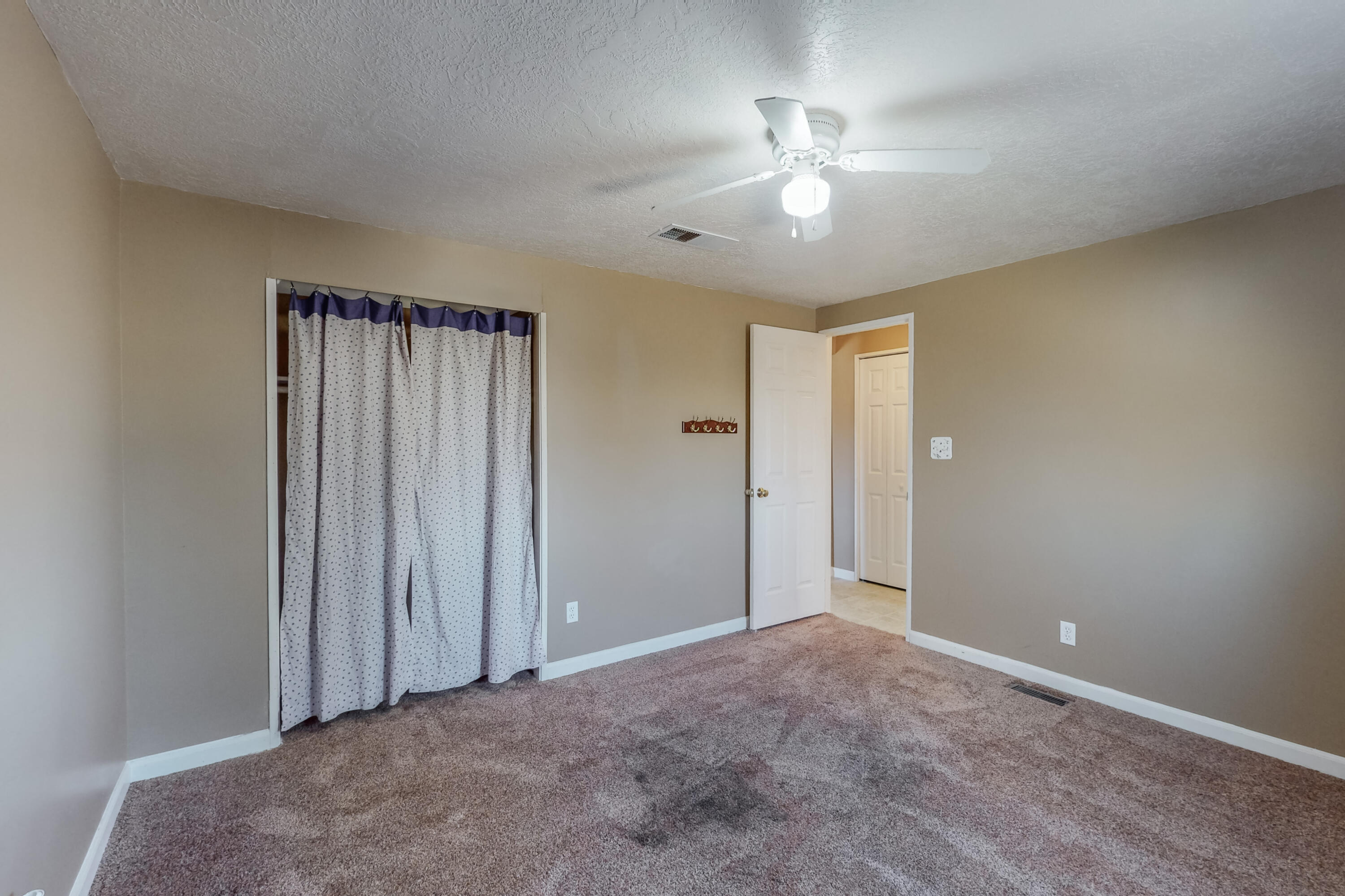 3 Indian Wells Lane
