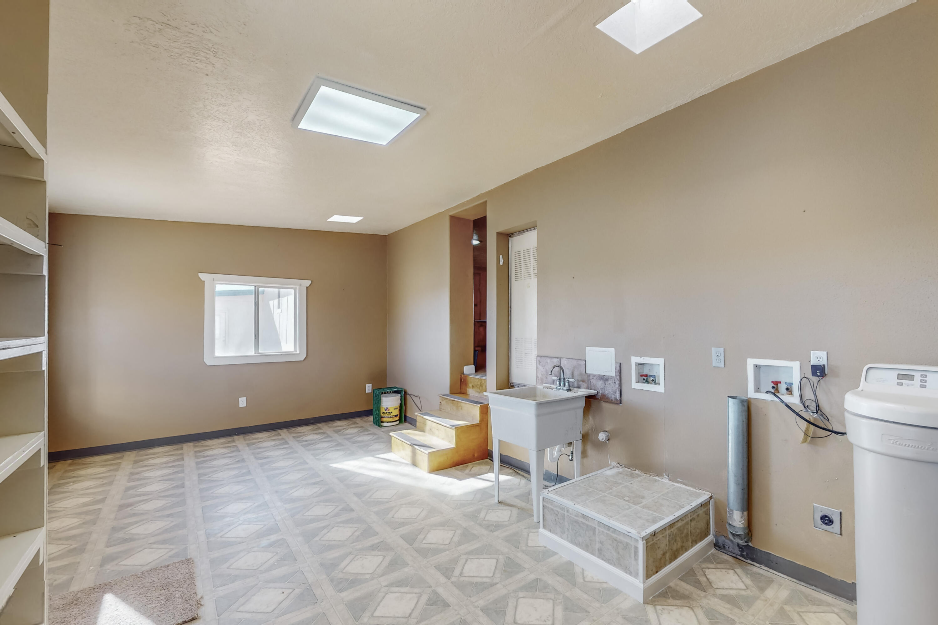 3 Indian Wells Lane