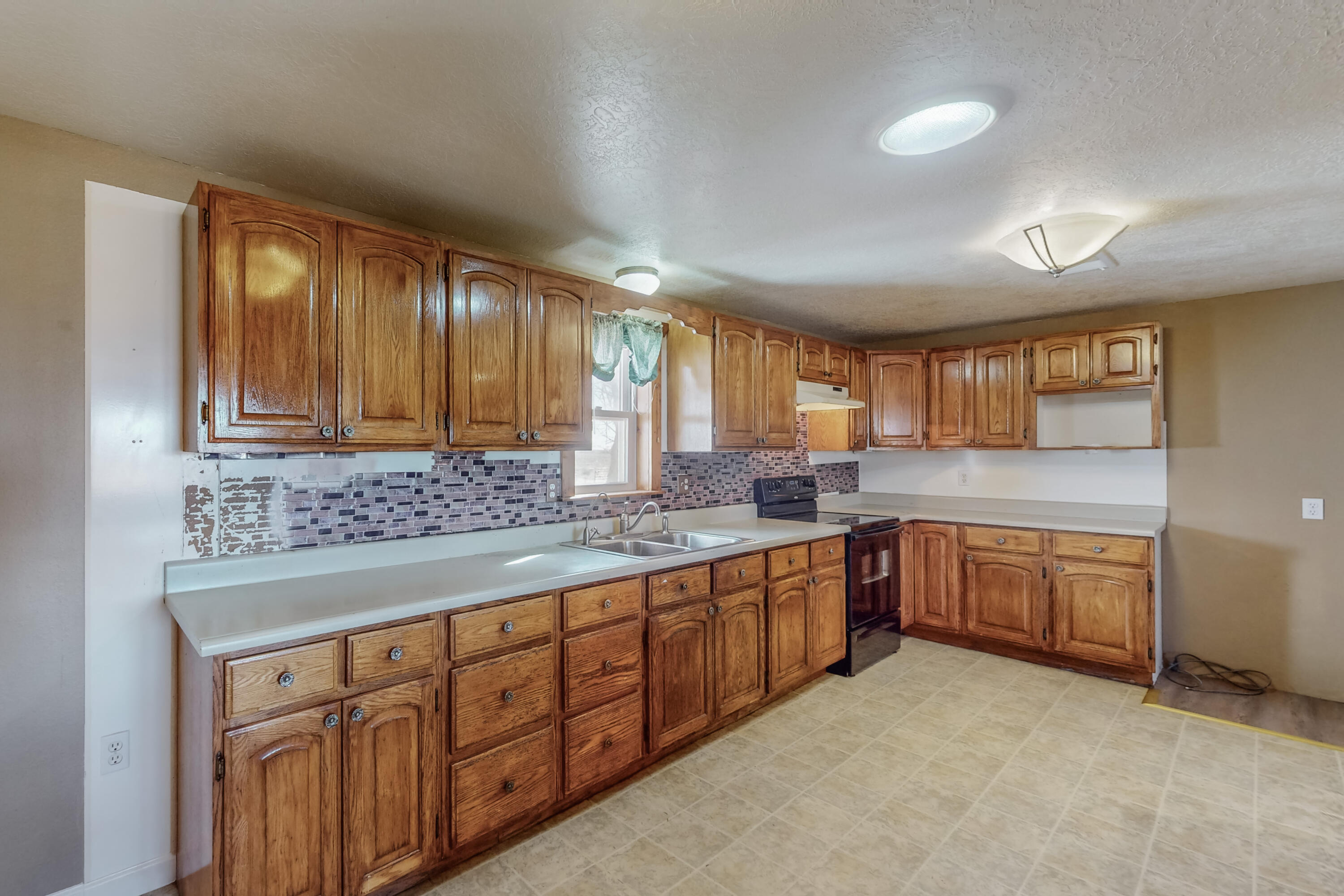 3 Indian Wells Lane