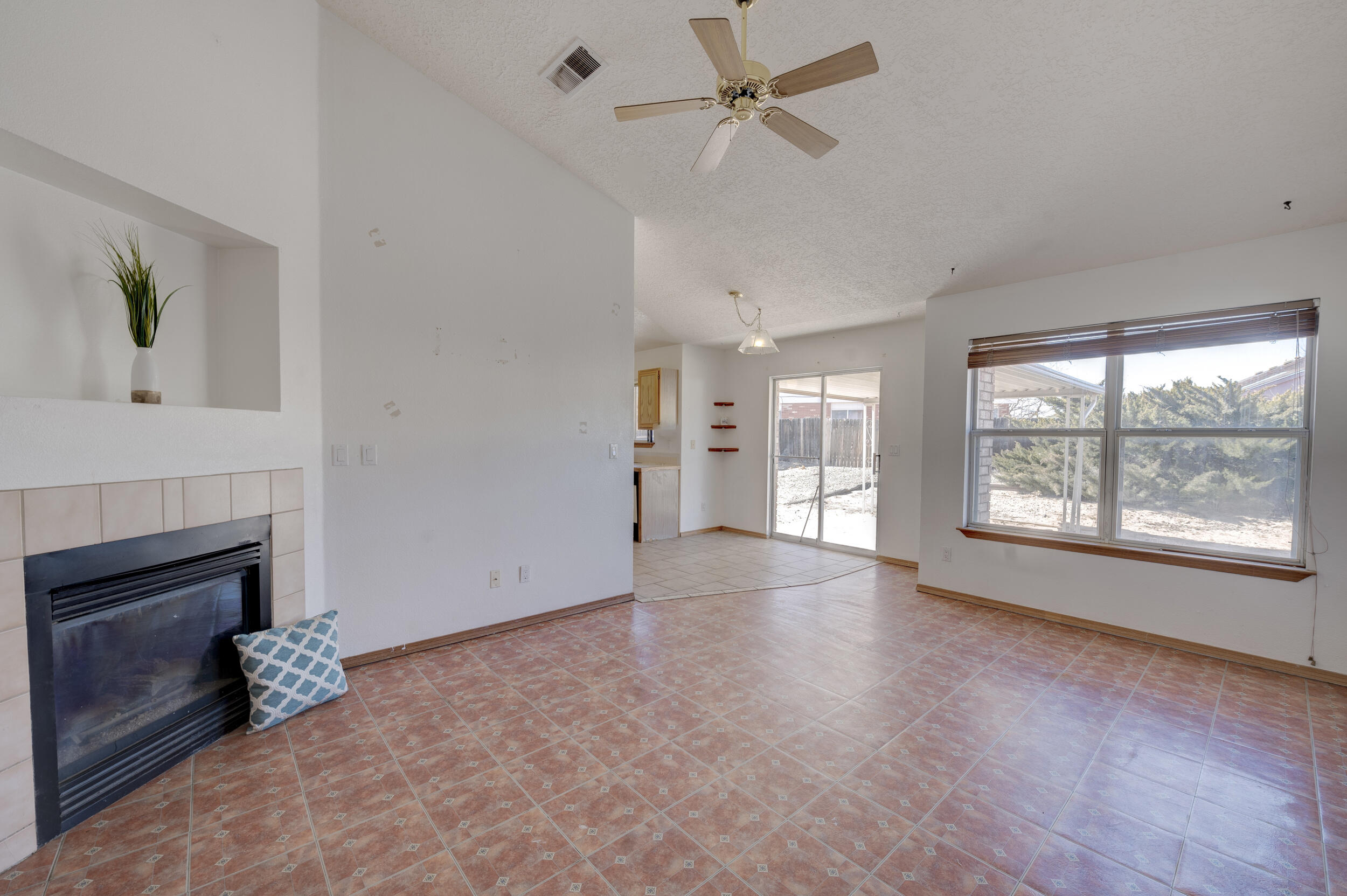 31 Buckbrush Place