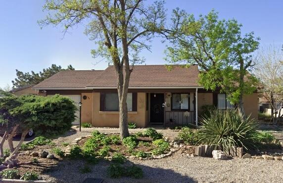99 Corsica Drive SE