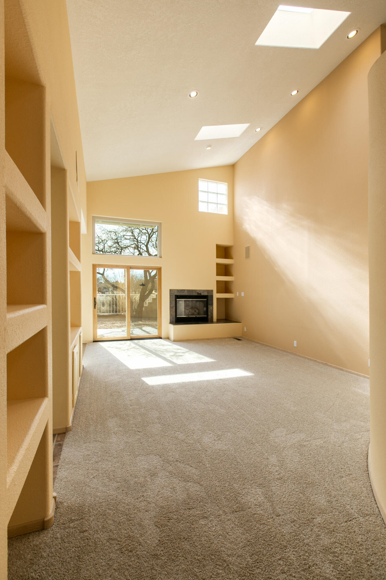 4944 Alta Mesa NW