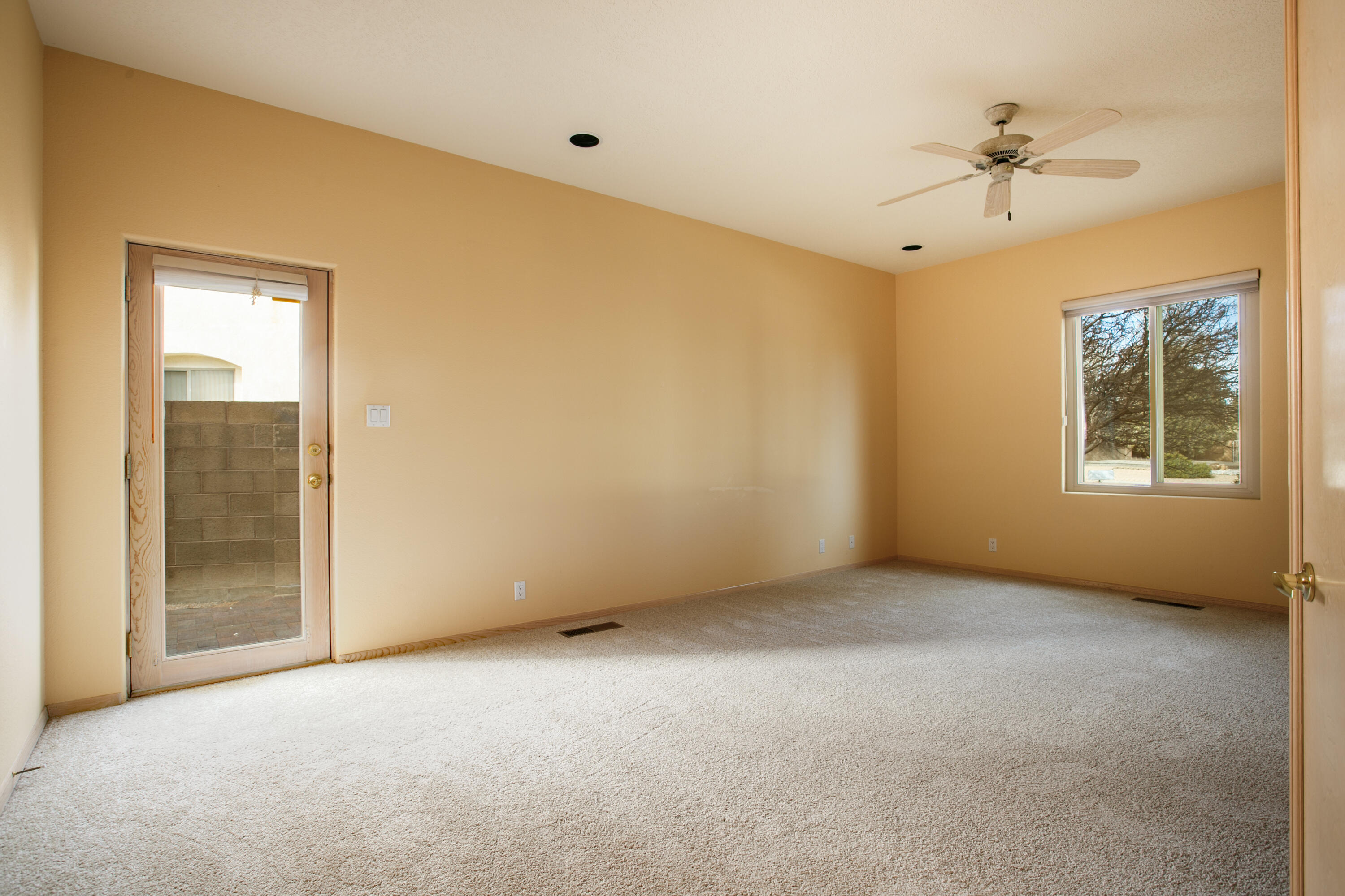 4944 Alta Mesa NW