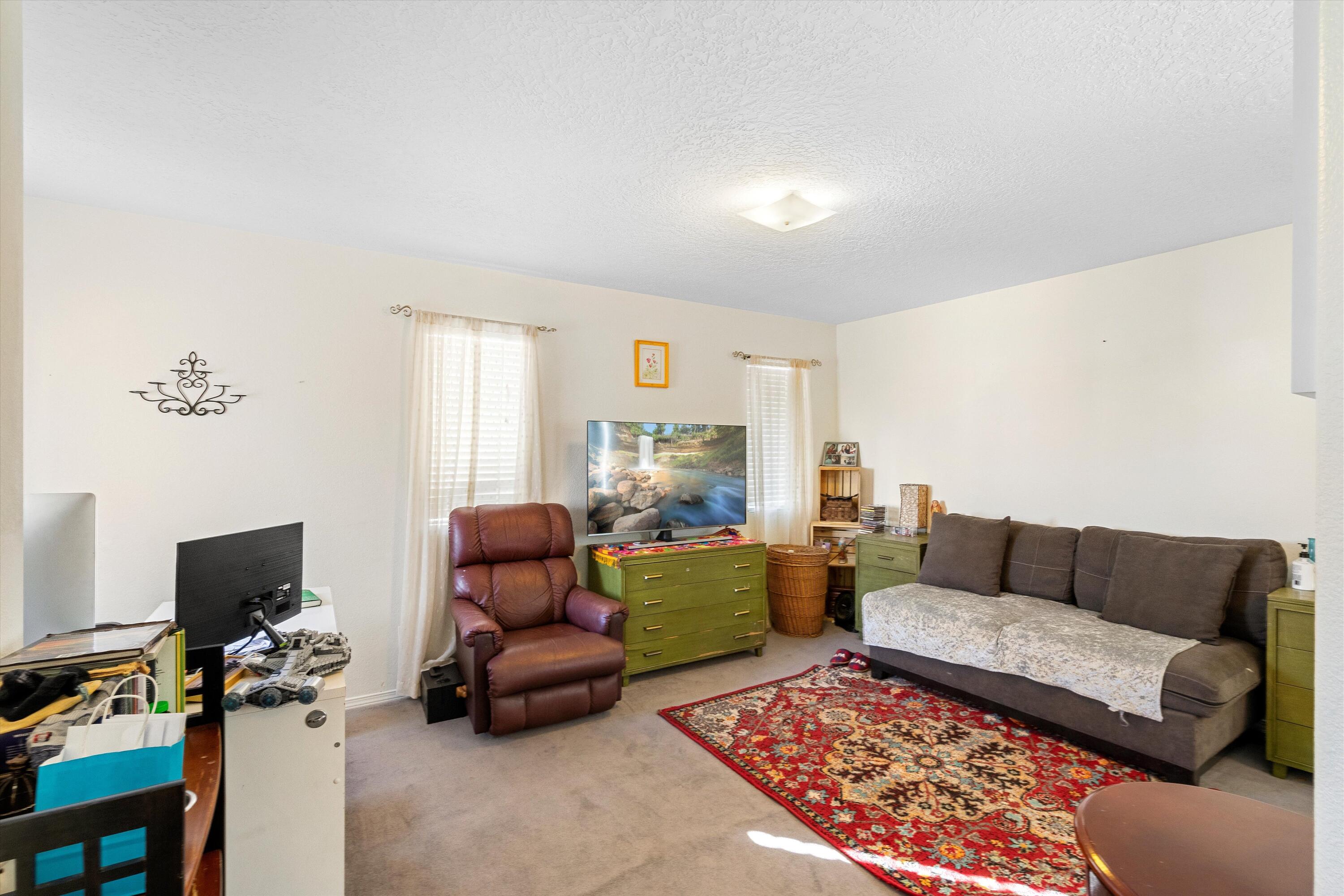 10801 Habanero Way SE