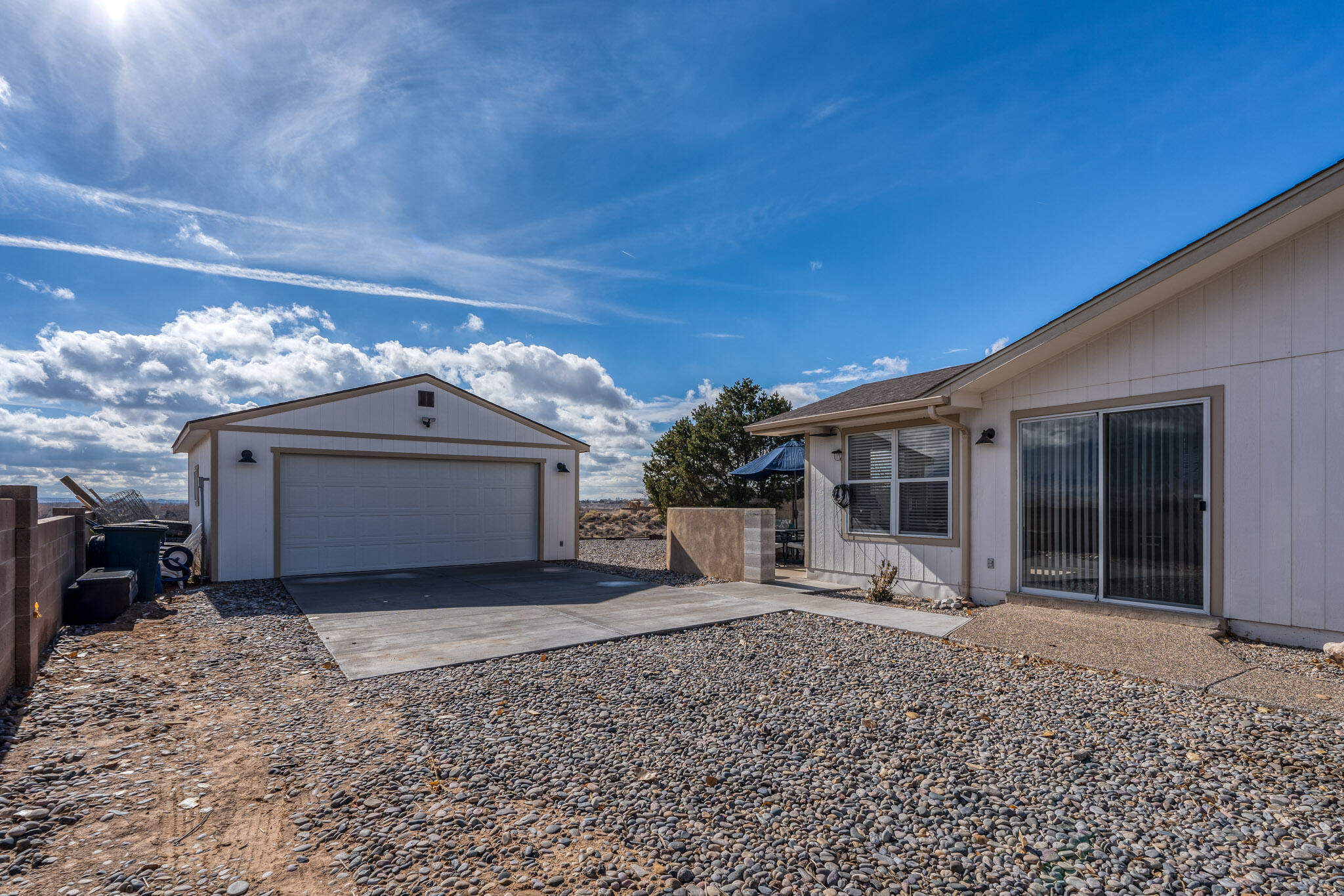 6126 Cottontail Road NE