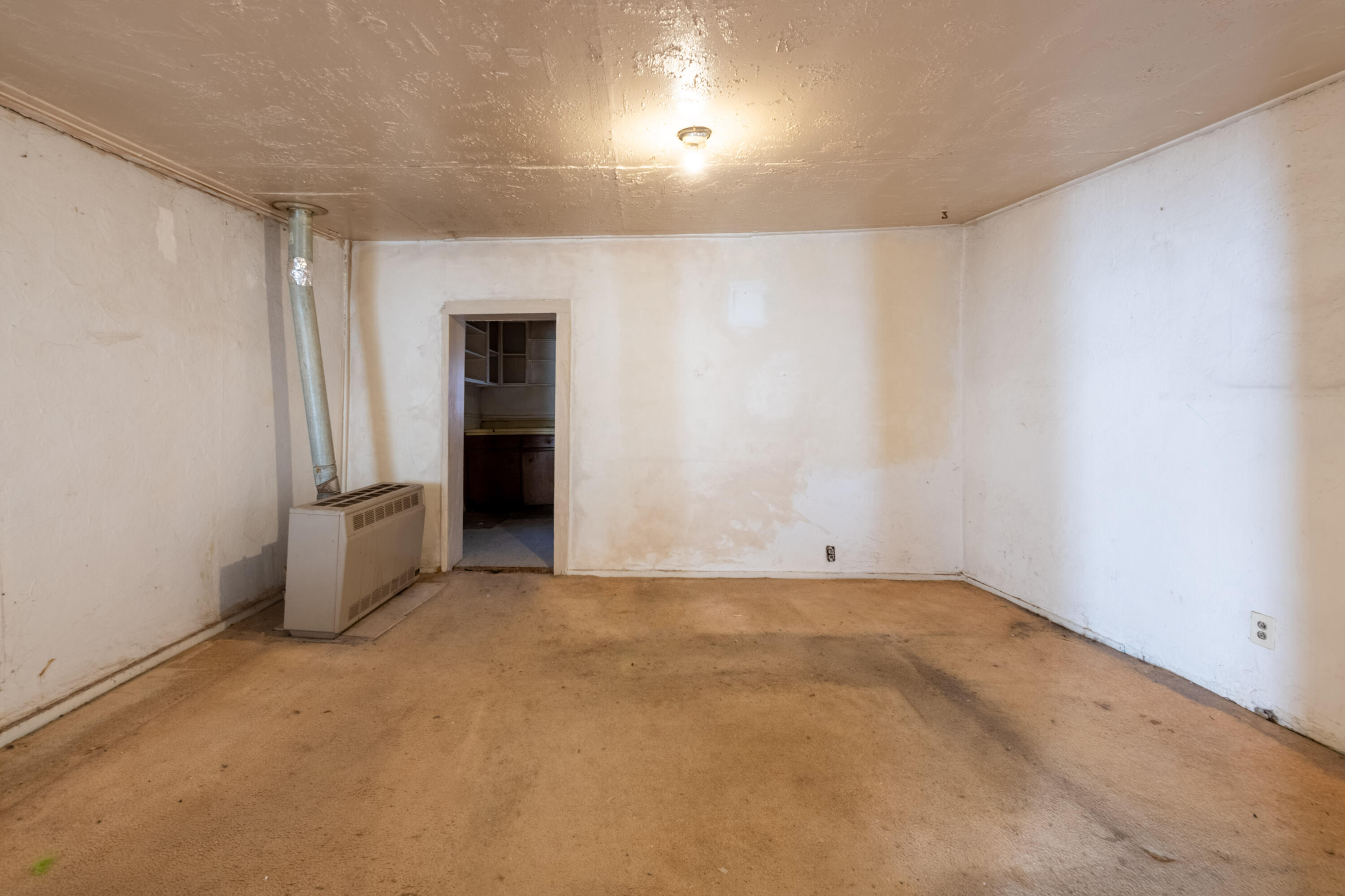 7601, 7605 Edith Boulevard NE