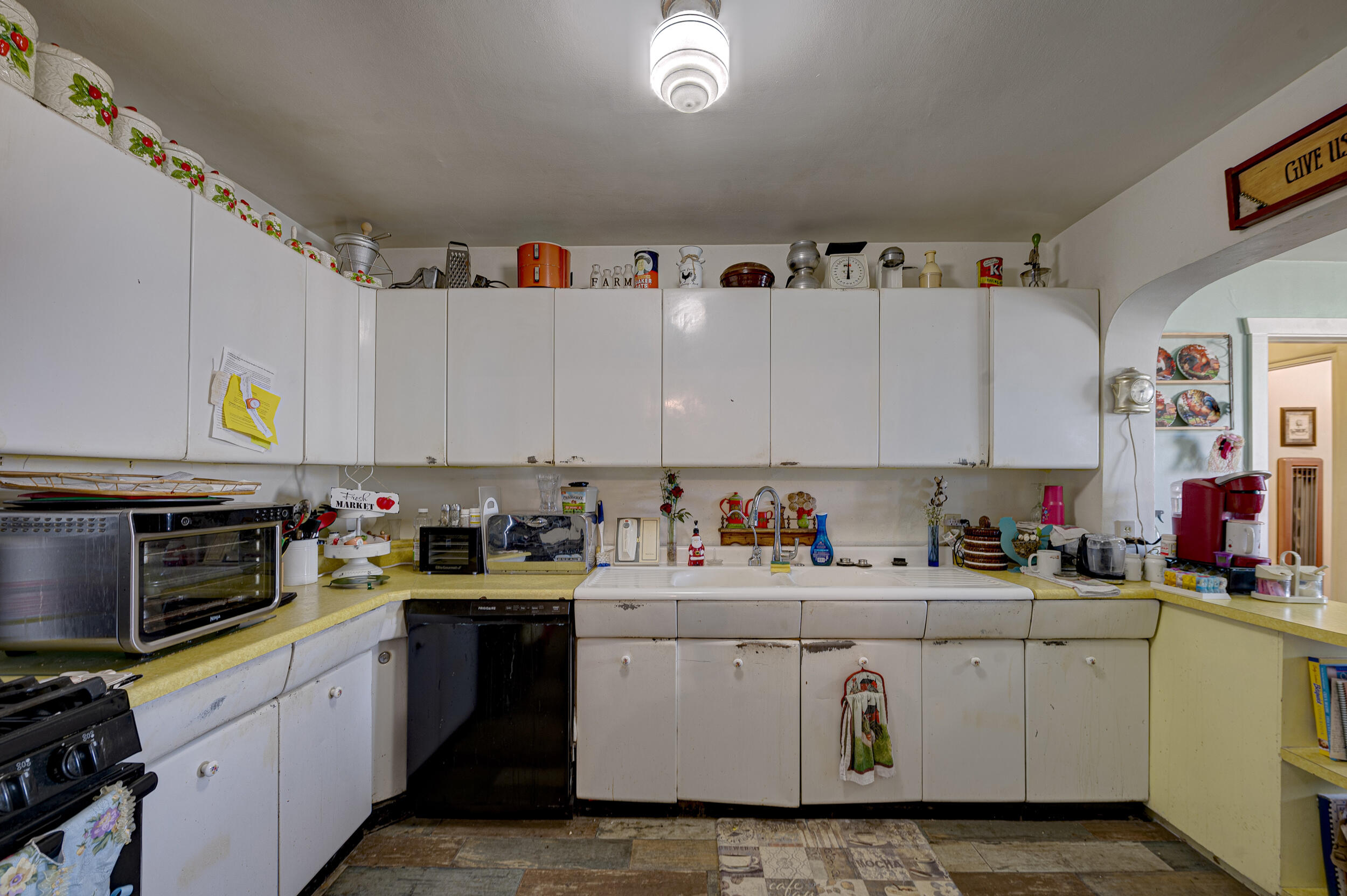 323 N 6th Street