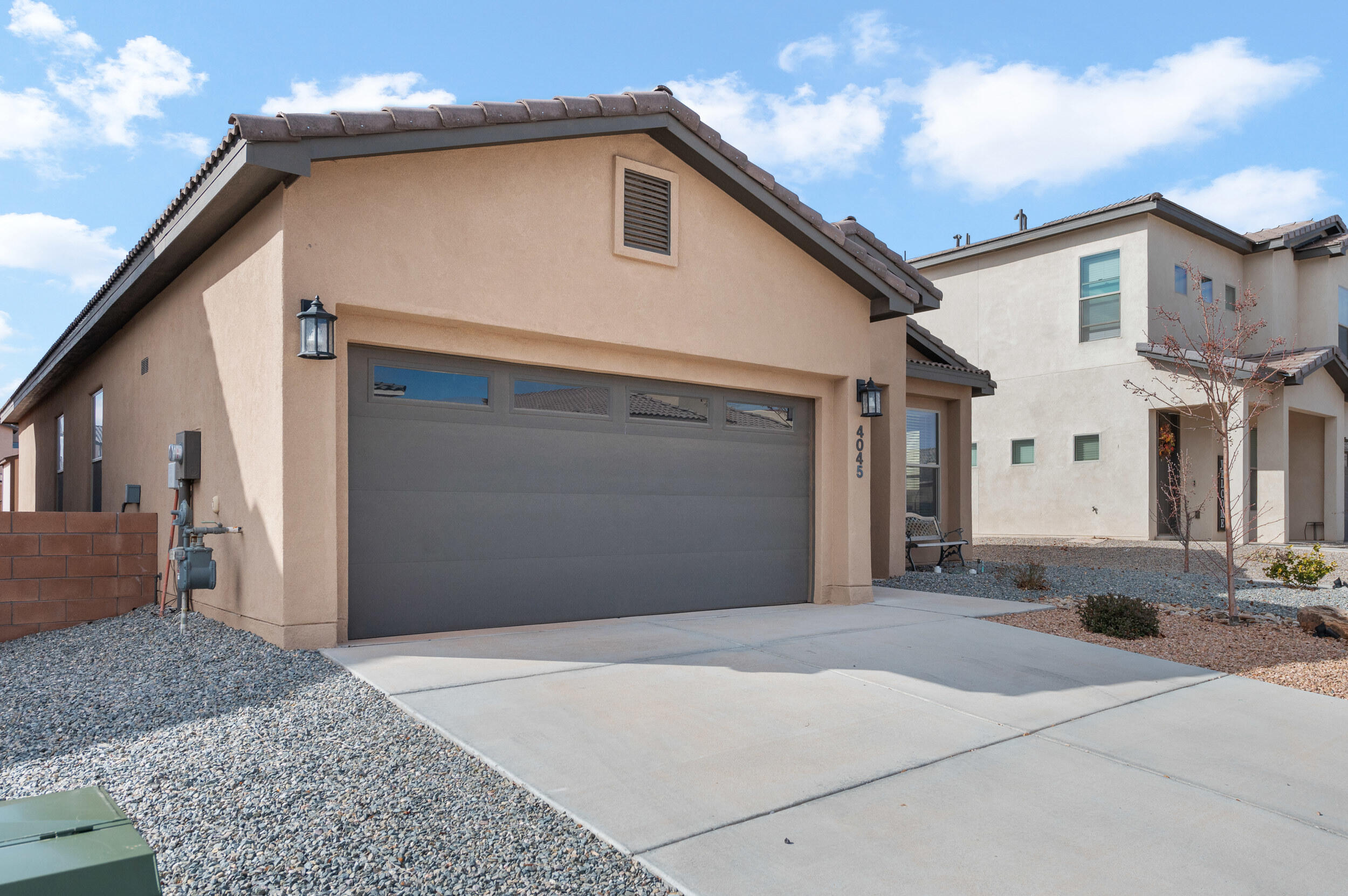 4045 Mountain Trail Loop NE