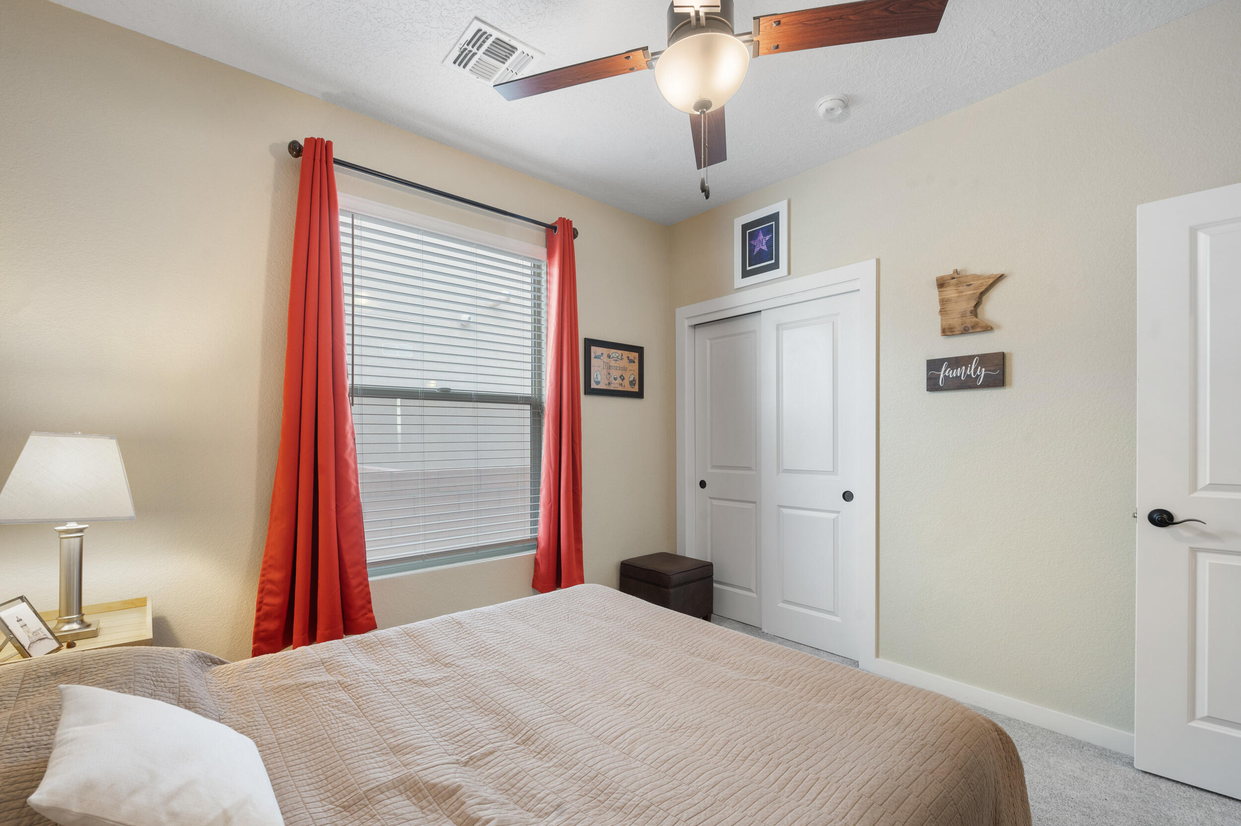 4045 Mountain Trail Loop NE