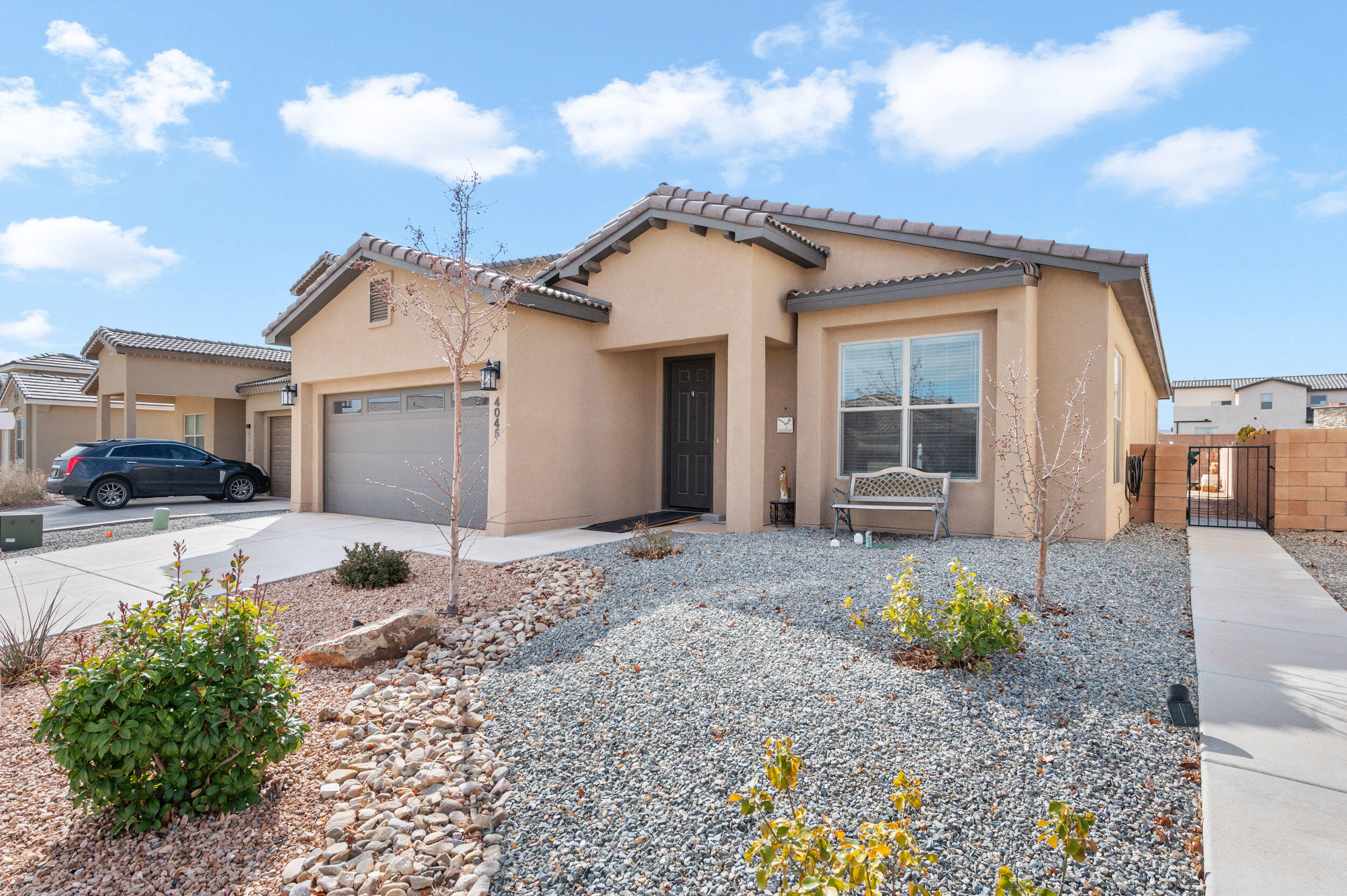 4045 Mountain Trail Loop NE