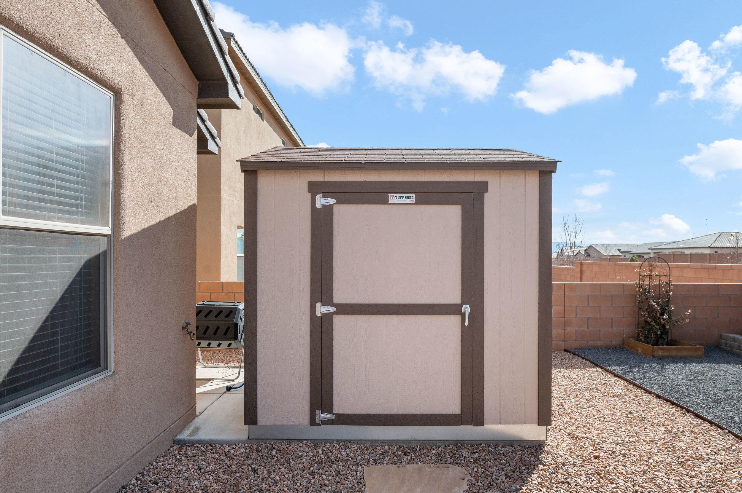 4045 Mountain Trail Loop NE