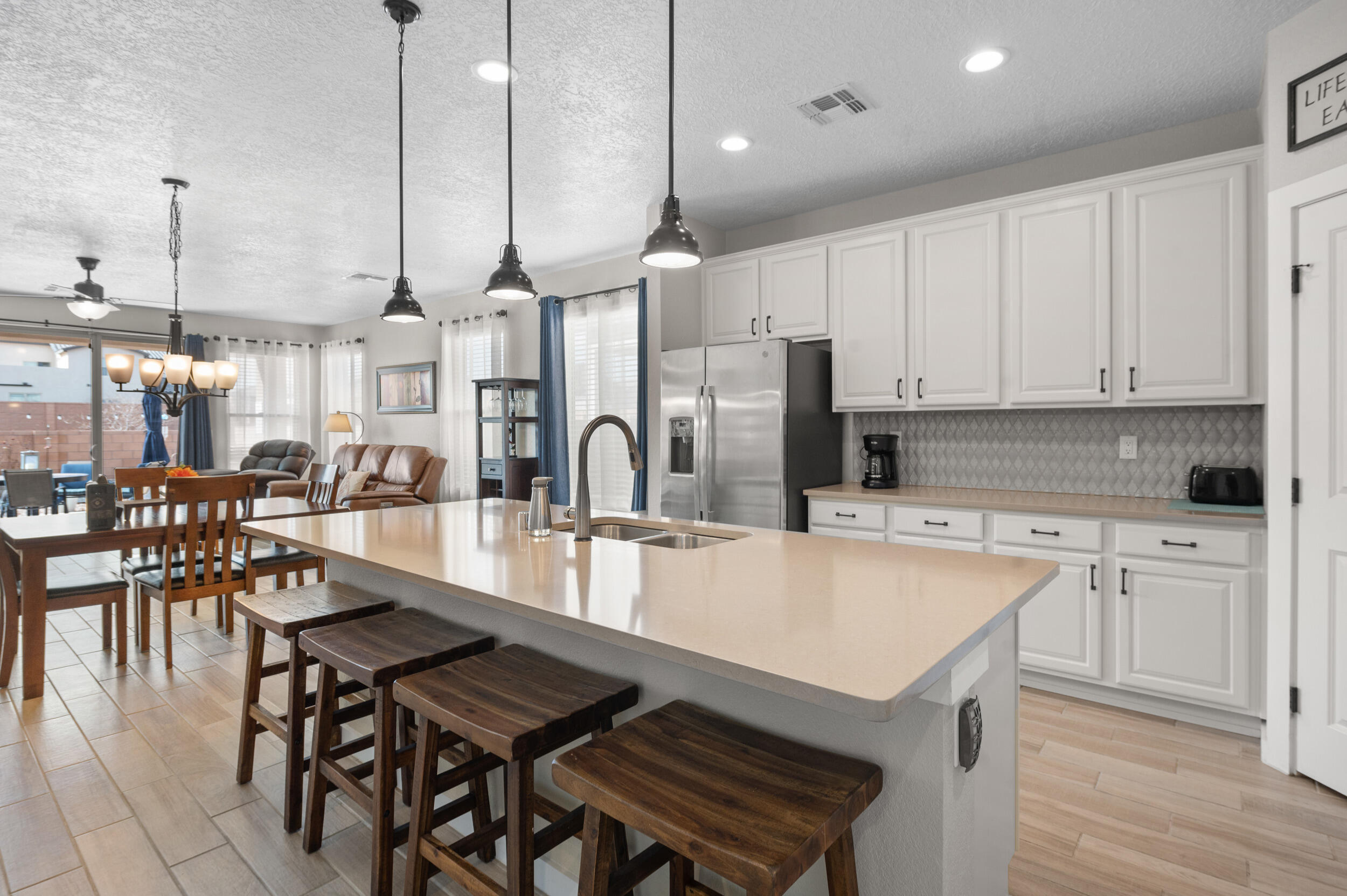 4045 Mountain Trail Loop NE