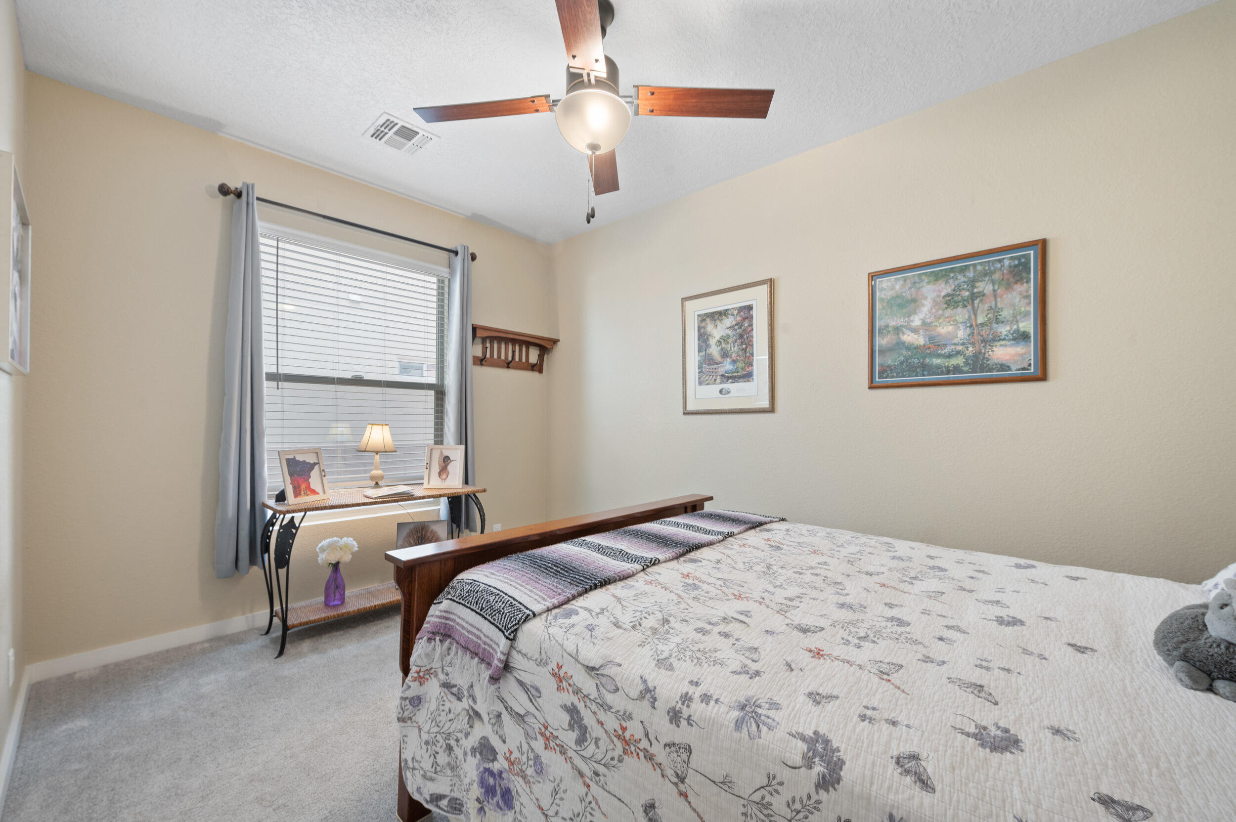 4045 Mountain Trail Loop NE