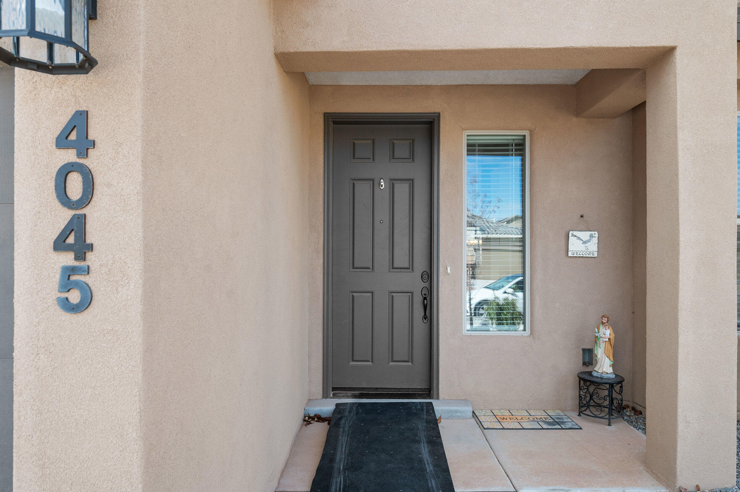4045 Mountain Trail Loop NE