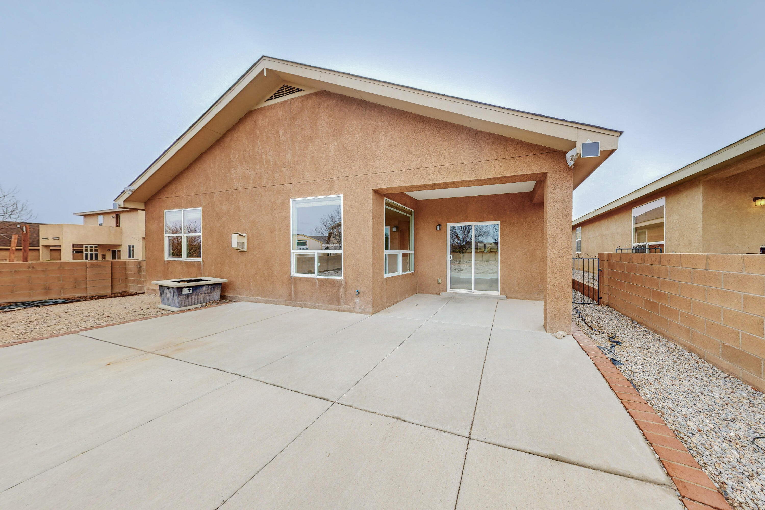 10409 Vallecito Drive NW