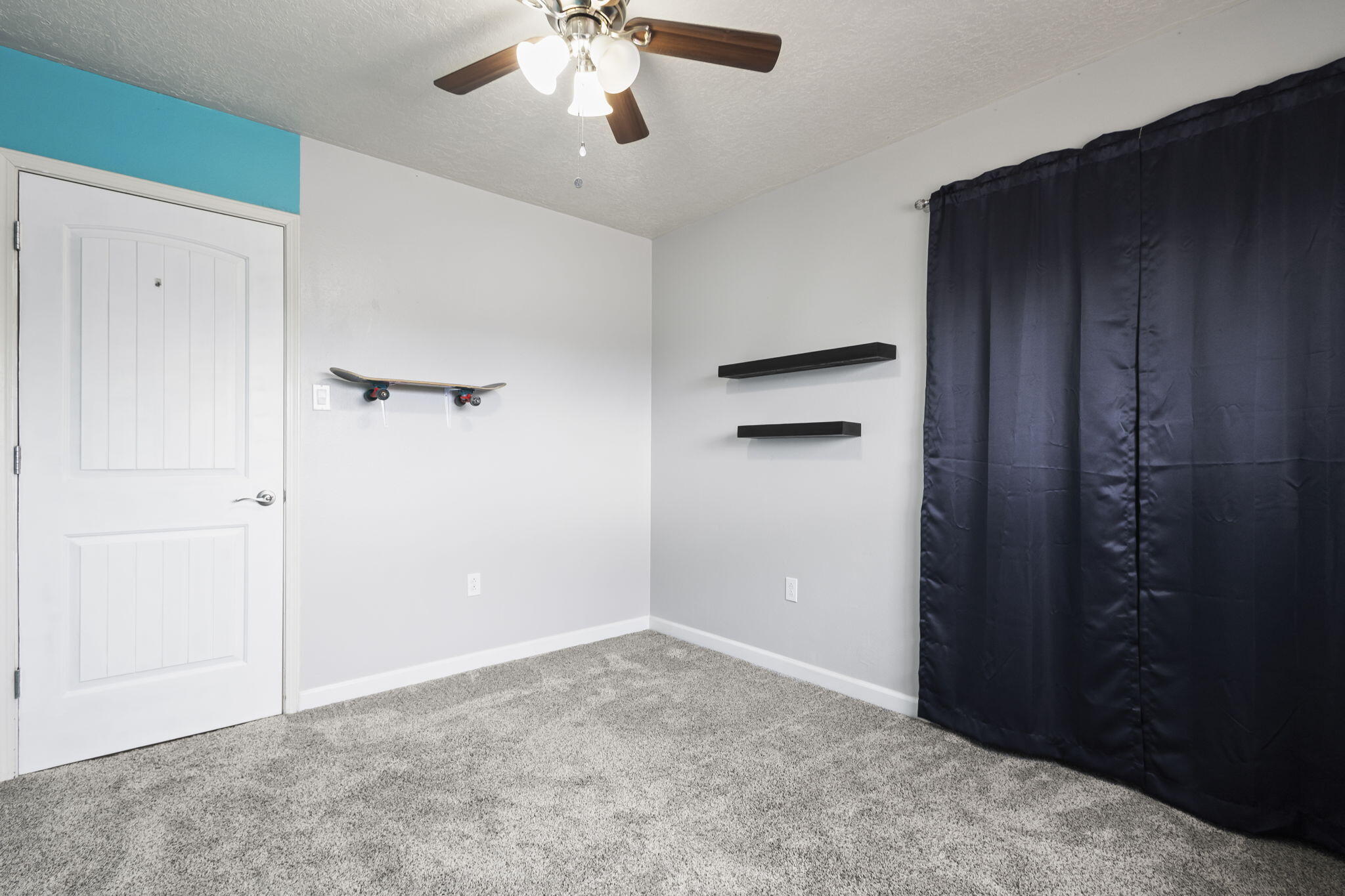 6 Yucca Drive