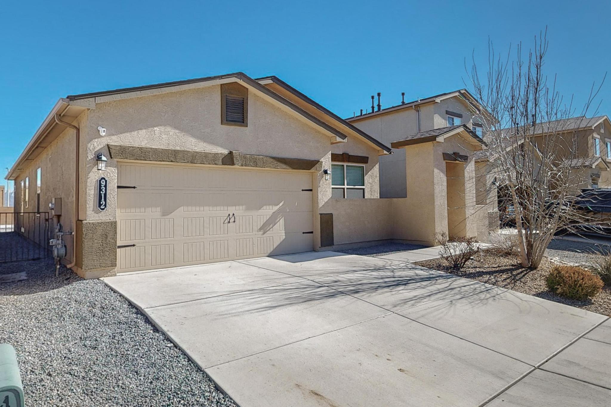 9312 Silver Mesa Street NW